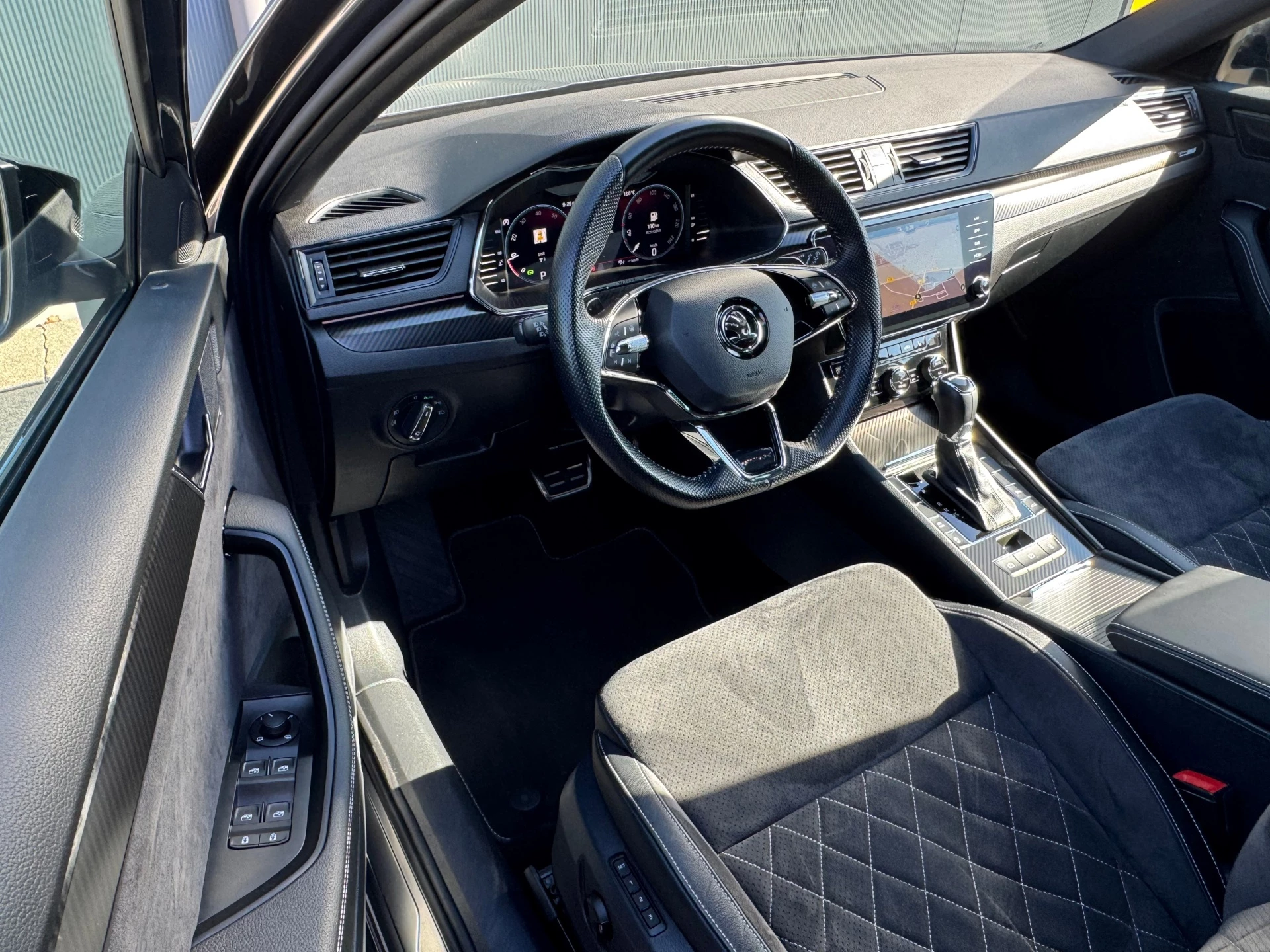 Hoofdafbeelding Škoda Superb