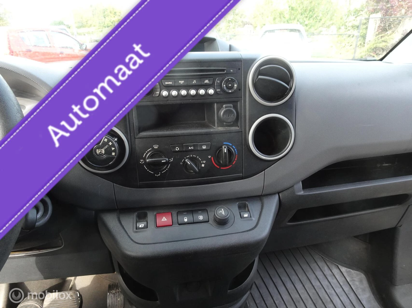 Hoofdafbeelding Peugeot Partner