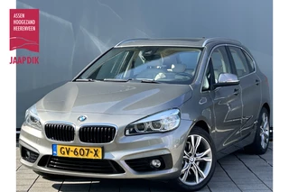 BMW 2 Serie Active Tourer BWJ 2015 | 220i 192PK Sport AUTOMAAT | PANO DAK | TREKHAAK | LEER | SPORTSTOELEN |  18'' LMV | NAVI | CLIMA |