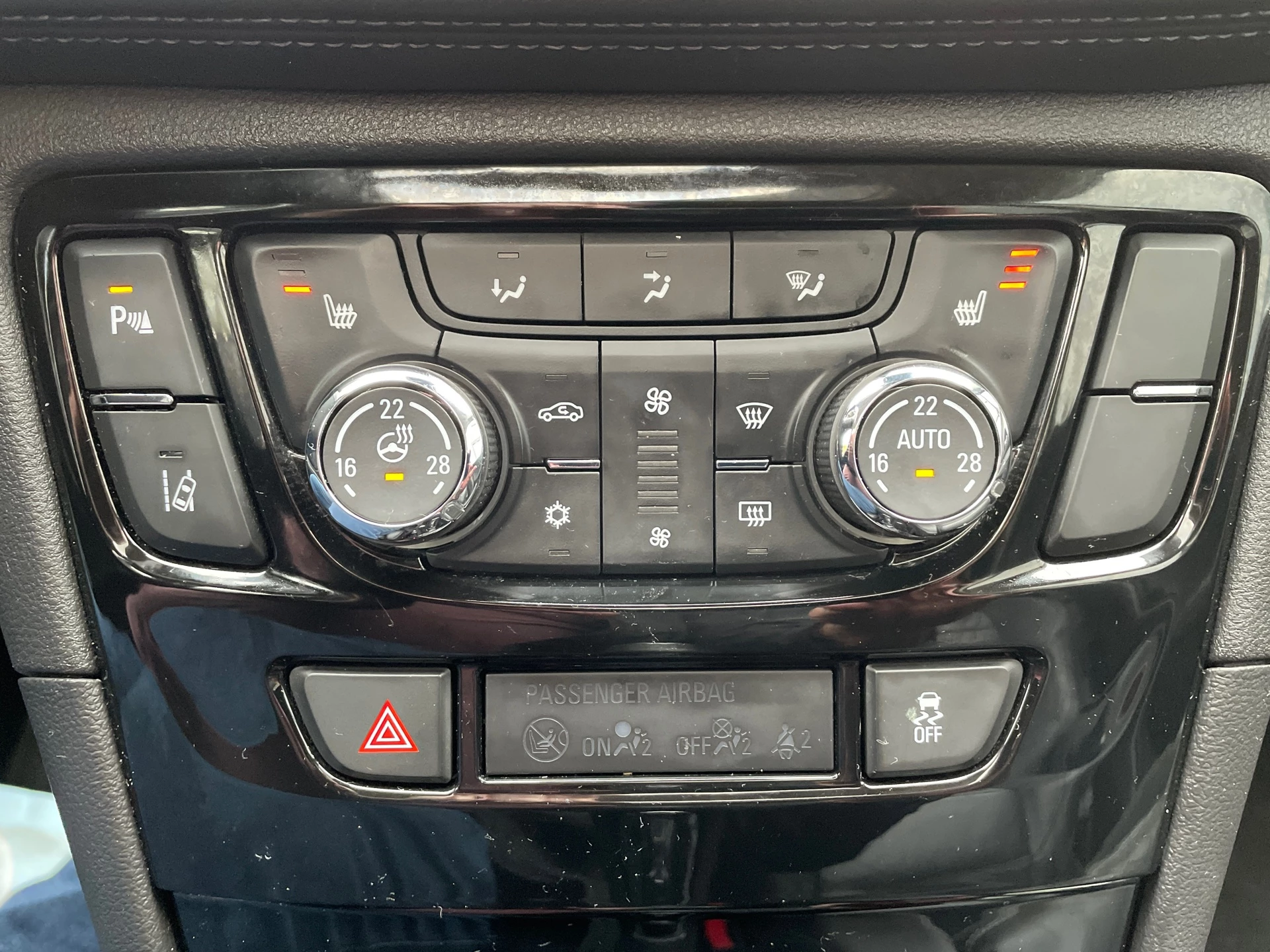 Hoofdafbeelding Opel Mokka X