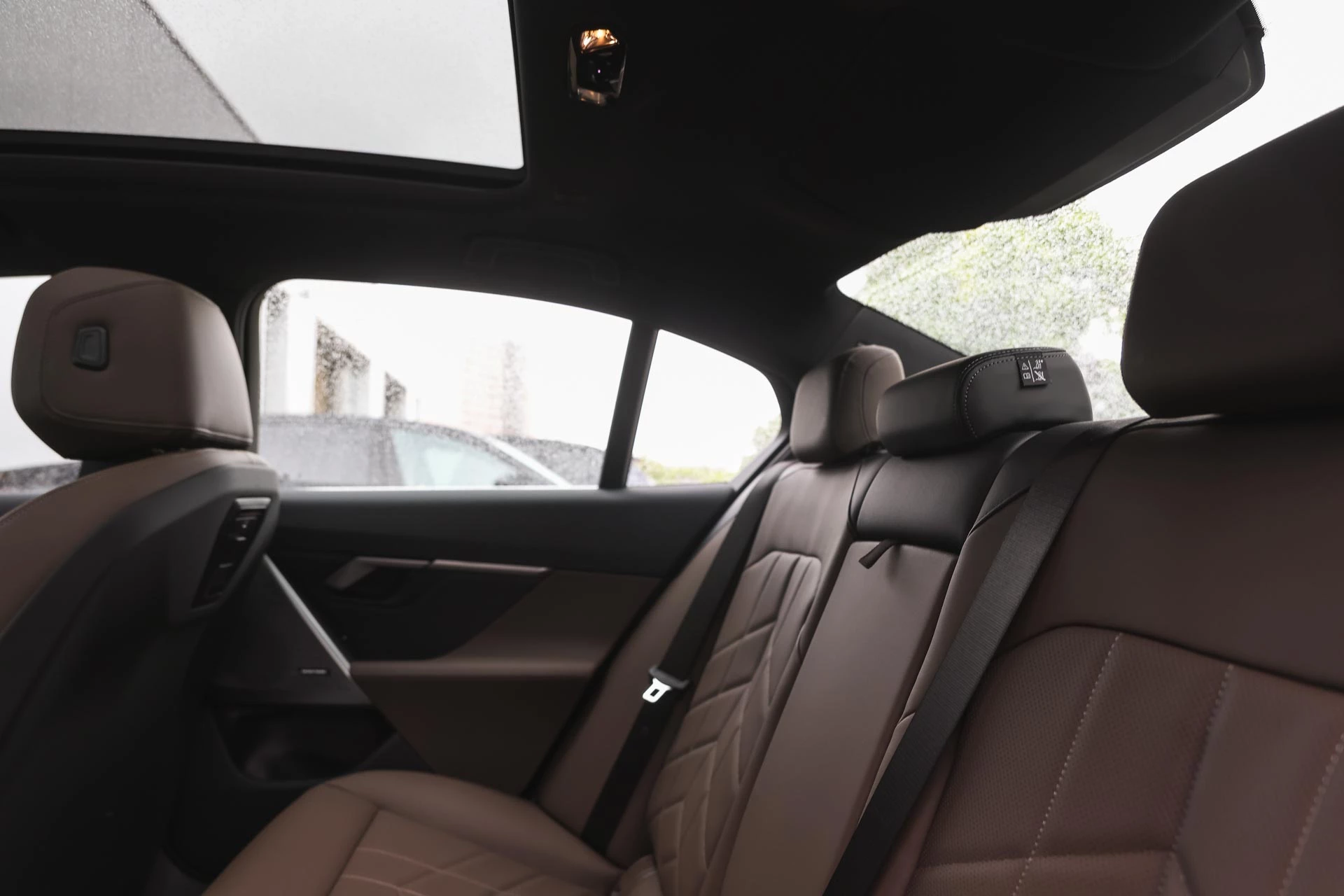 Hoofdafbeelding BMW i5