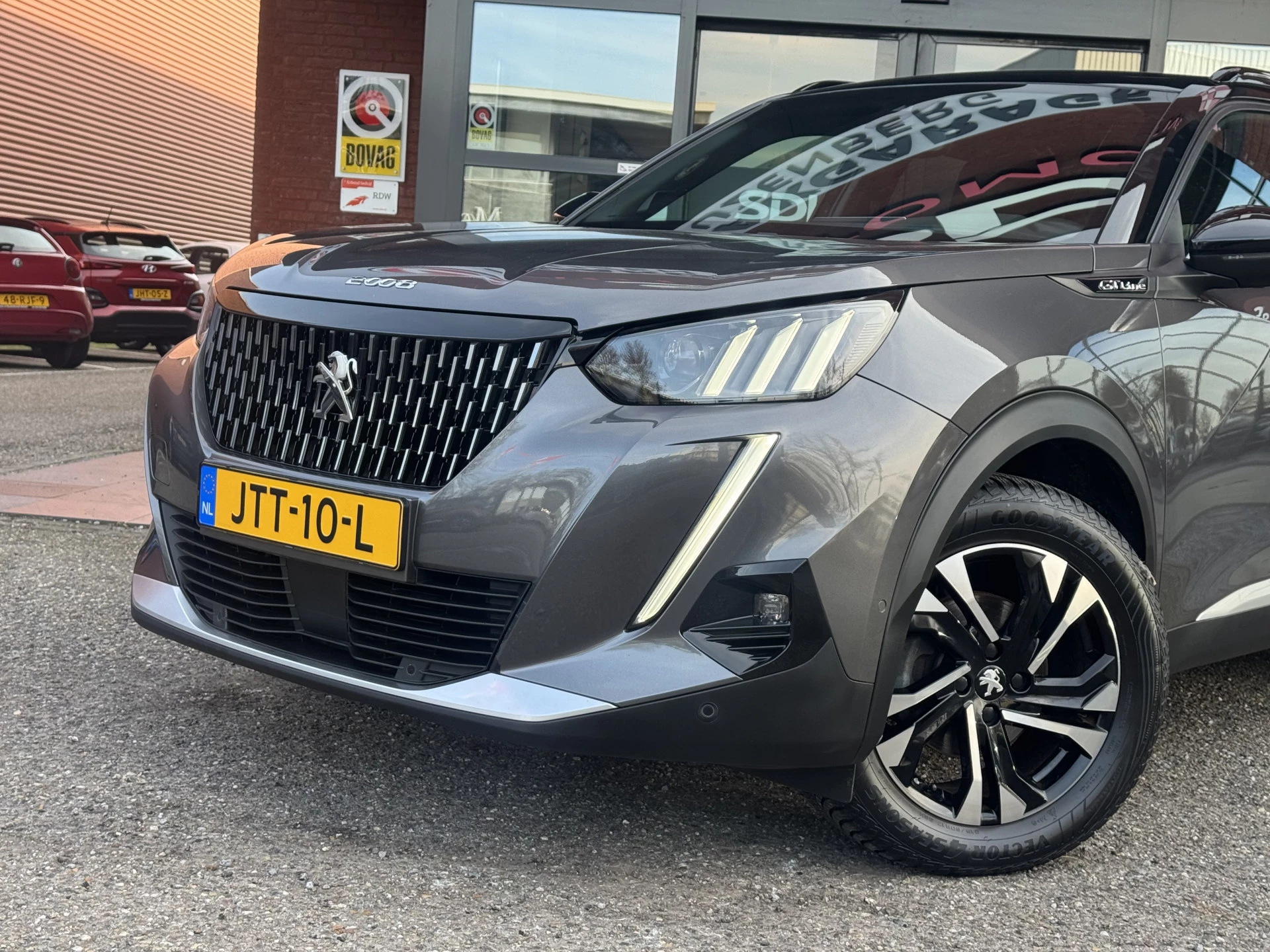 Hoofdafbeelding Peugeot 2008