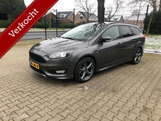 Ford Focus Wagon  ST-LINE VOLL OPTE,S