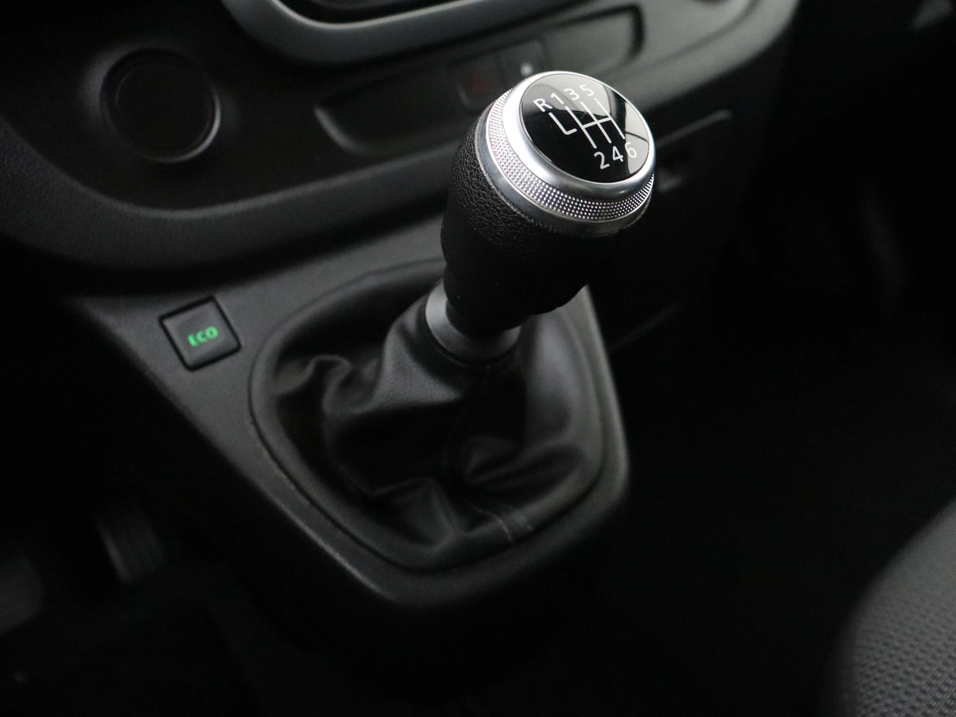 Hoofdafbeelding Nissan NV300