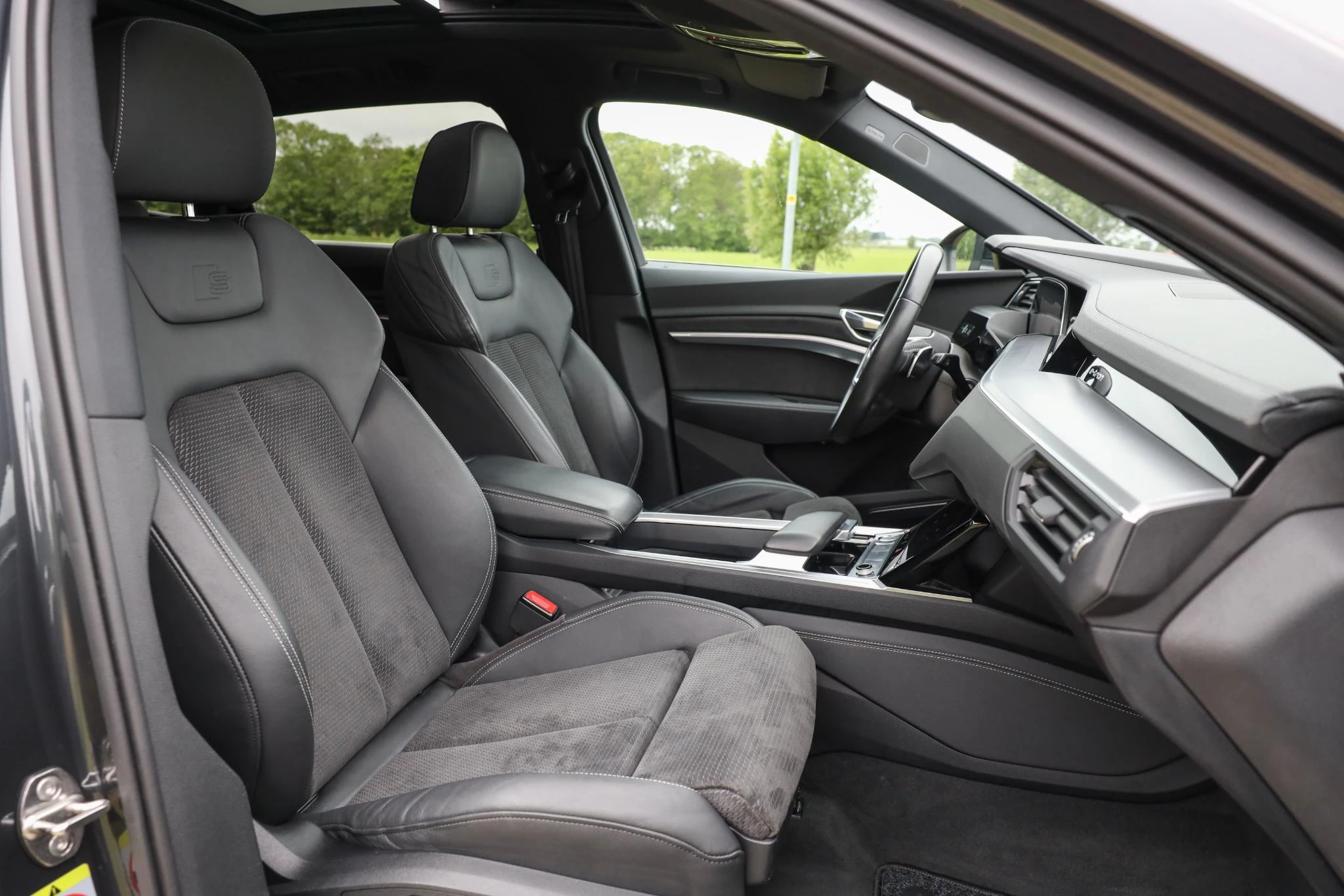 Hoofdafbeelding Audi e-tron