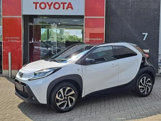 Toyota Aygo X PULSE BI-TONE APPLE & ANDROID PARKEERCAMERA