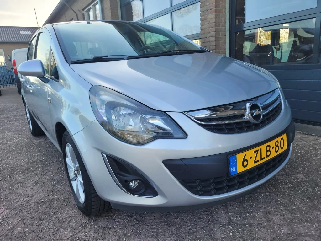 Hoofdafbeelding Opel Corsa