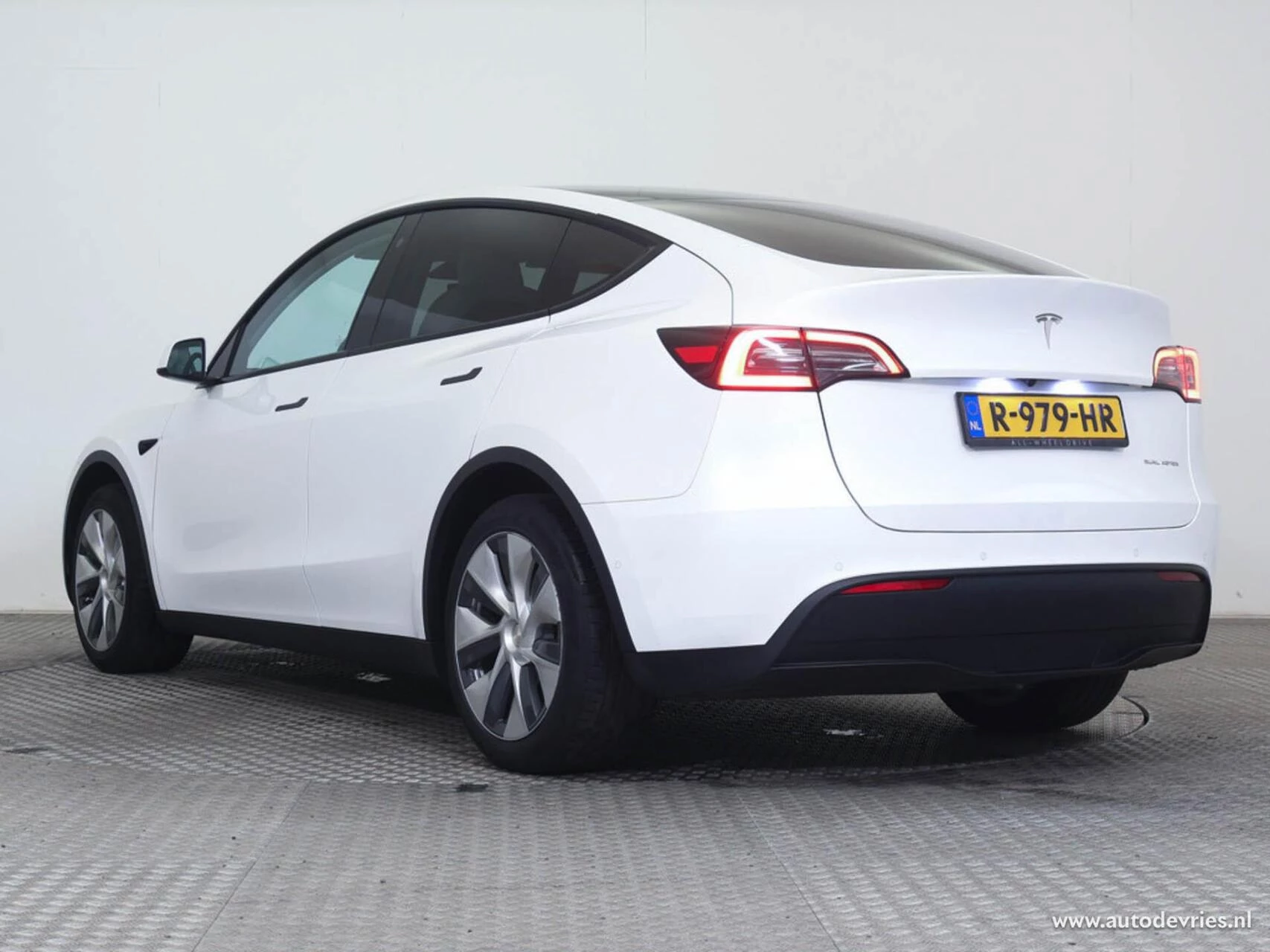 Hoofdafbeelding Tesla Model Y
