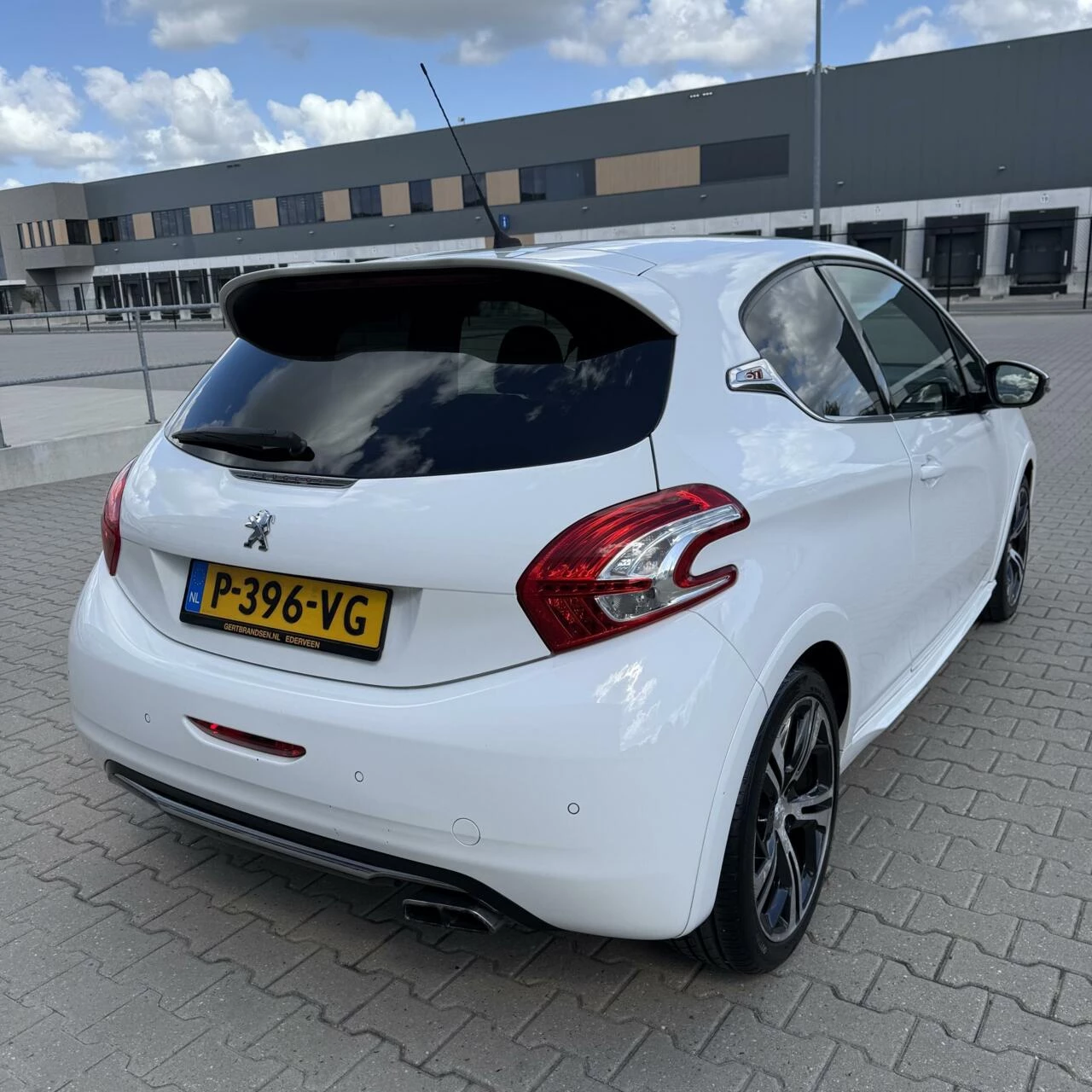 Hoofdafbeelding Peugeot 208