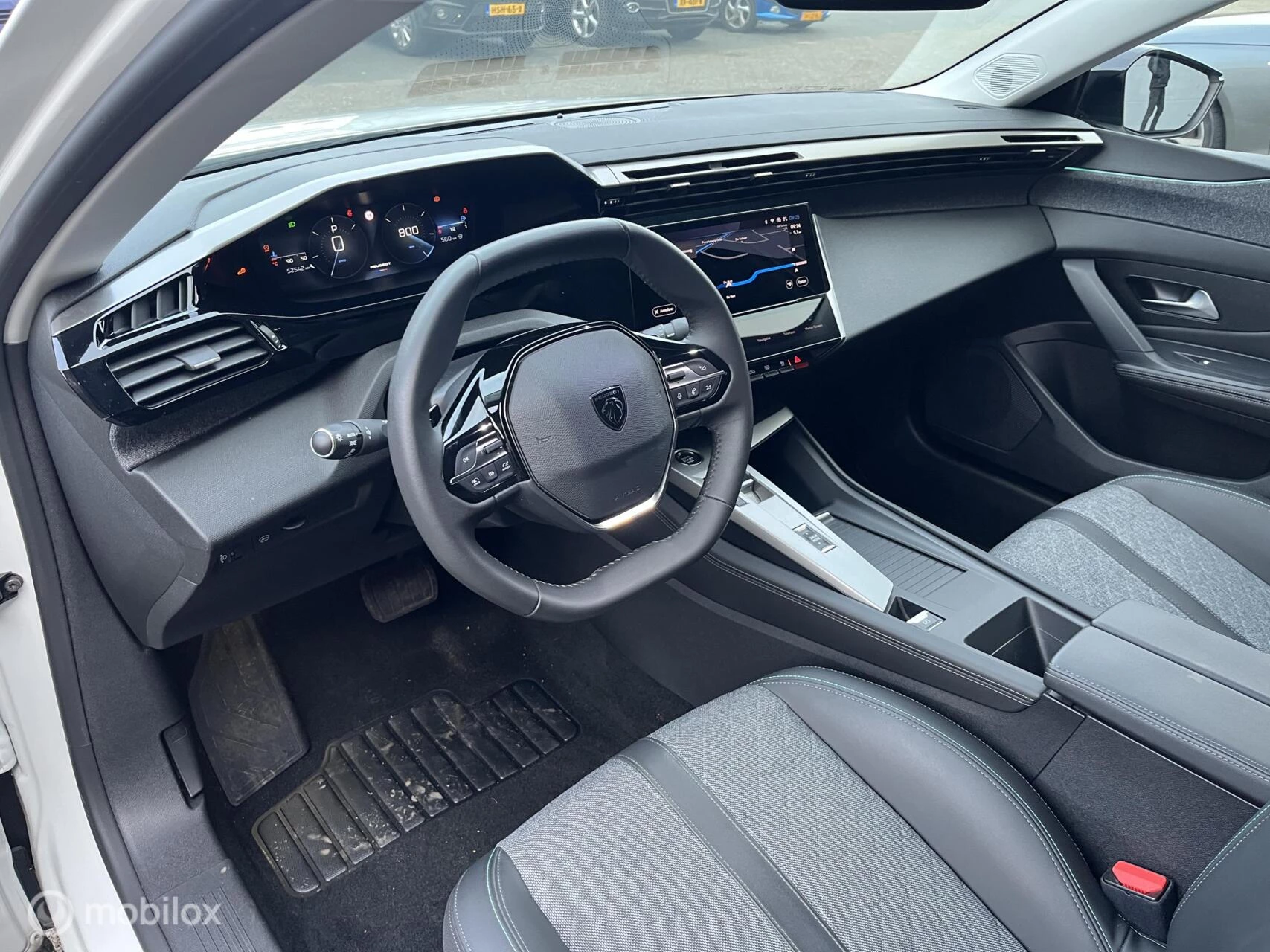 Hoofdafbeelding Peugeot 408