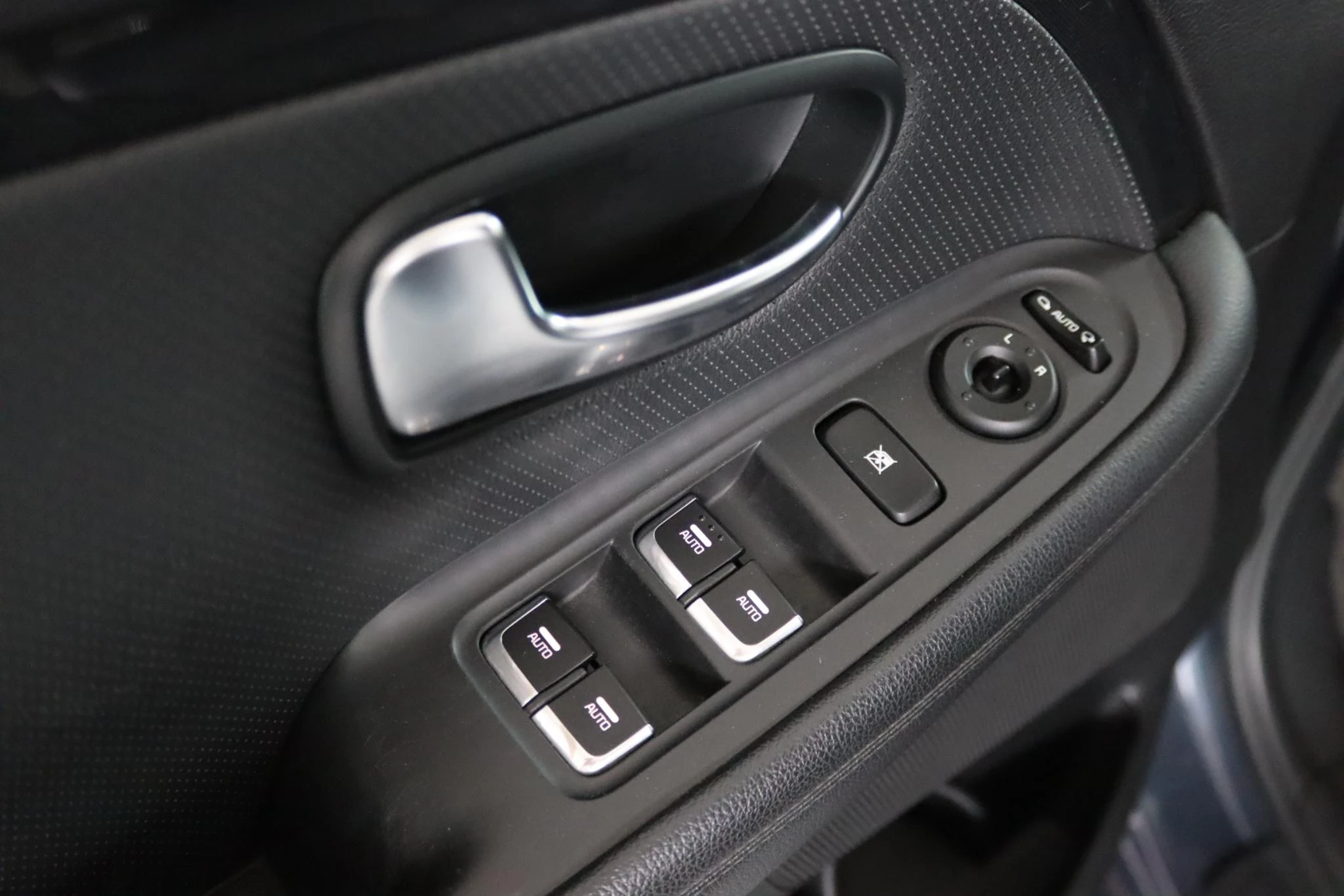 Hoofdafbeelding Kia Carens