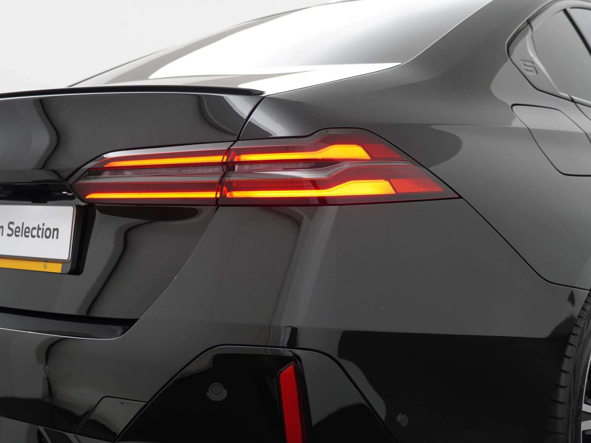 Hoofdafbeelding BMW i5