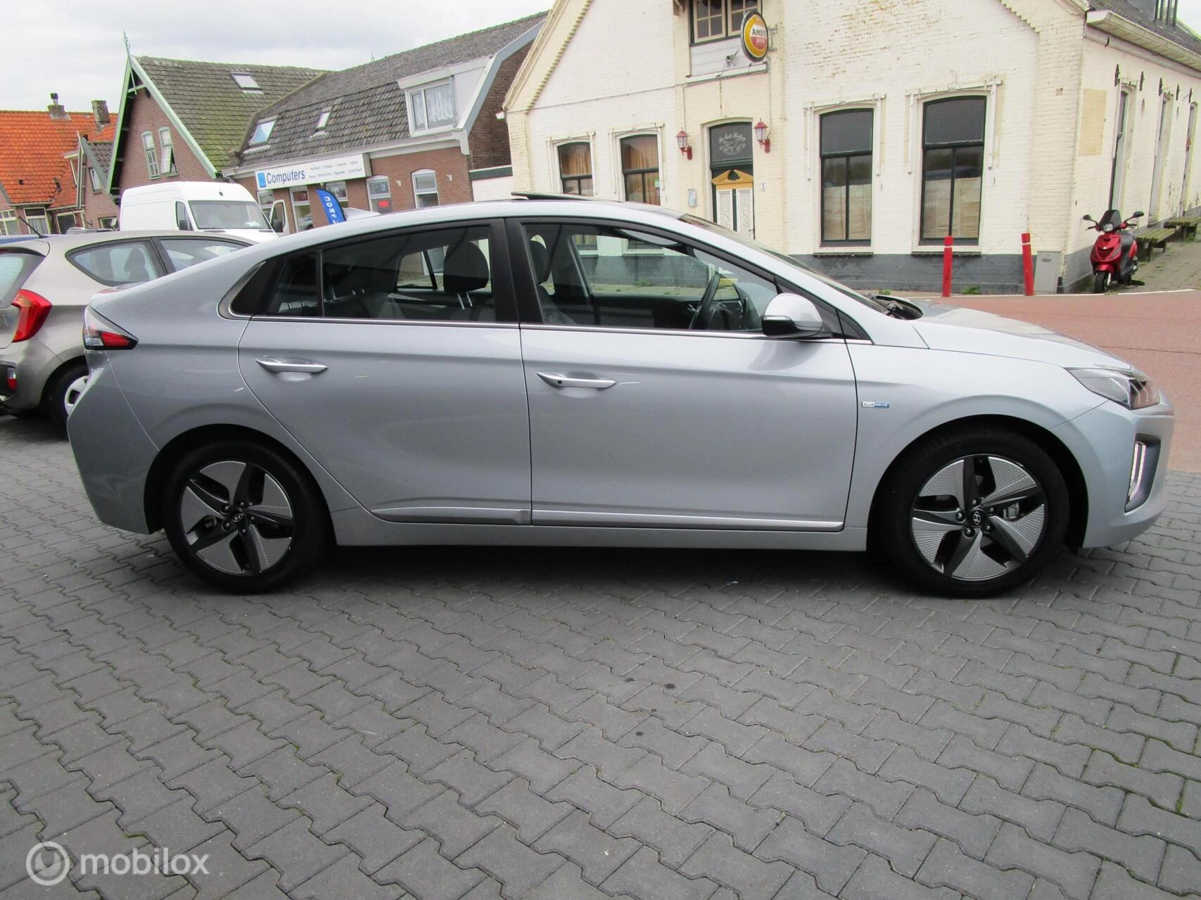 Hoofdafbeelding Hyundai IONIQ