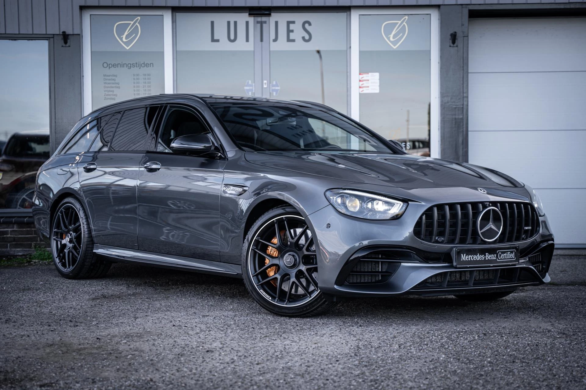 Hoofdafbeelding Mercedes-Benz E-Klasse