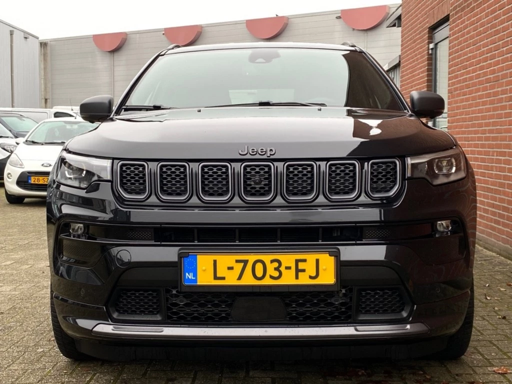 Hoofdafbeelding Jeep Compass
