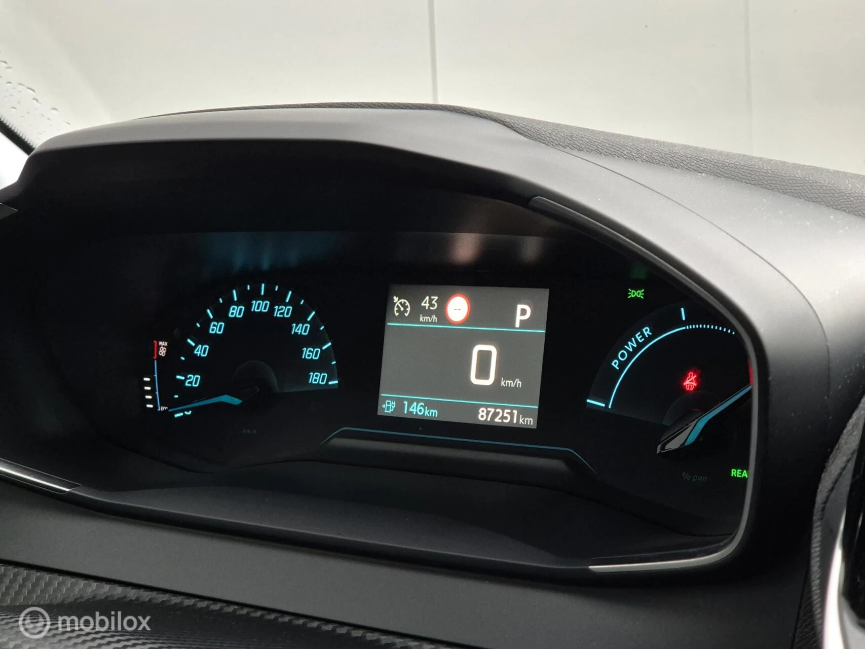 Hoofdafbeelding Peugeot e-208