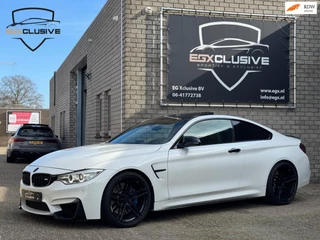 BMW M4 Coupé Carbon/HUD/Harman&Kardon/Camera/Pano