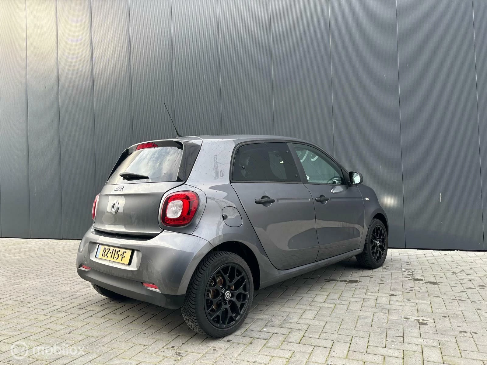 Hoofdafbeelding Smart Forfour