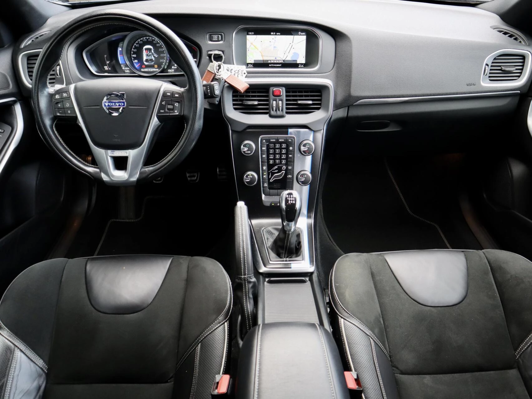Hoofdafbeelding Volvo V40