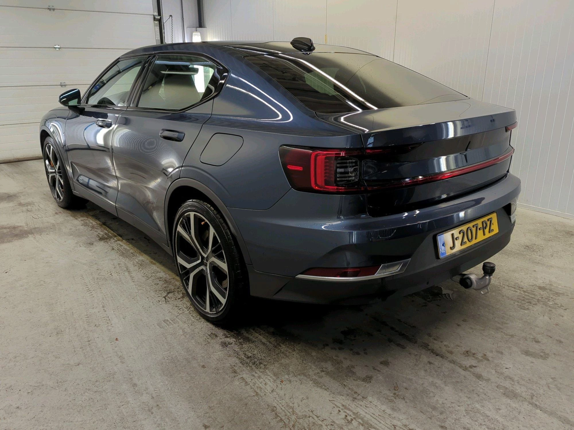 Hoofdafbeelding Polestar 2