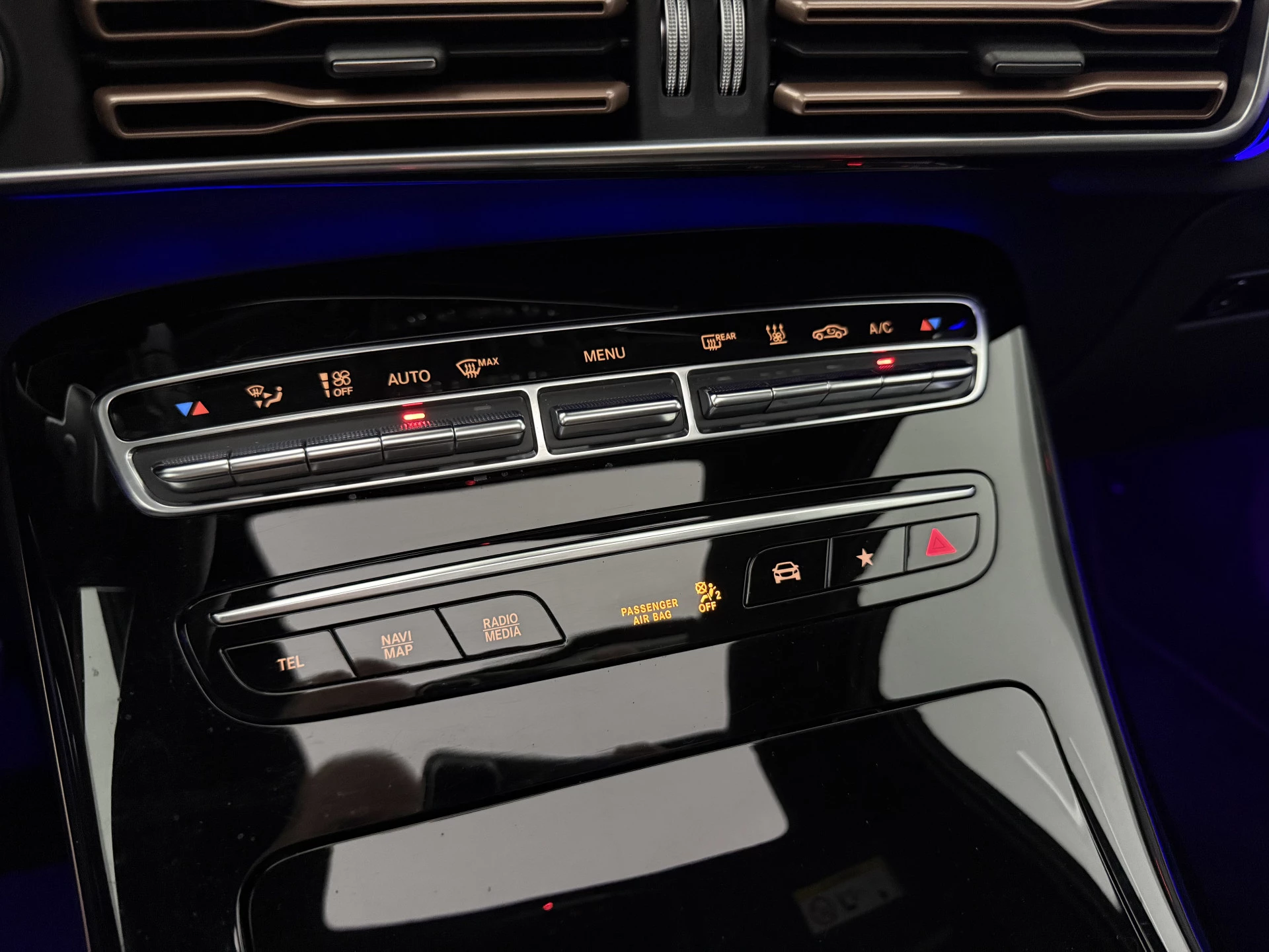 Hoofdafbeelding Mercedes-Benz EQC