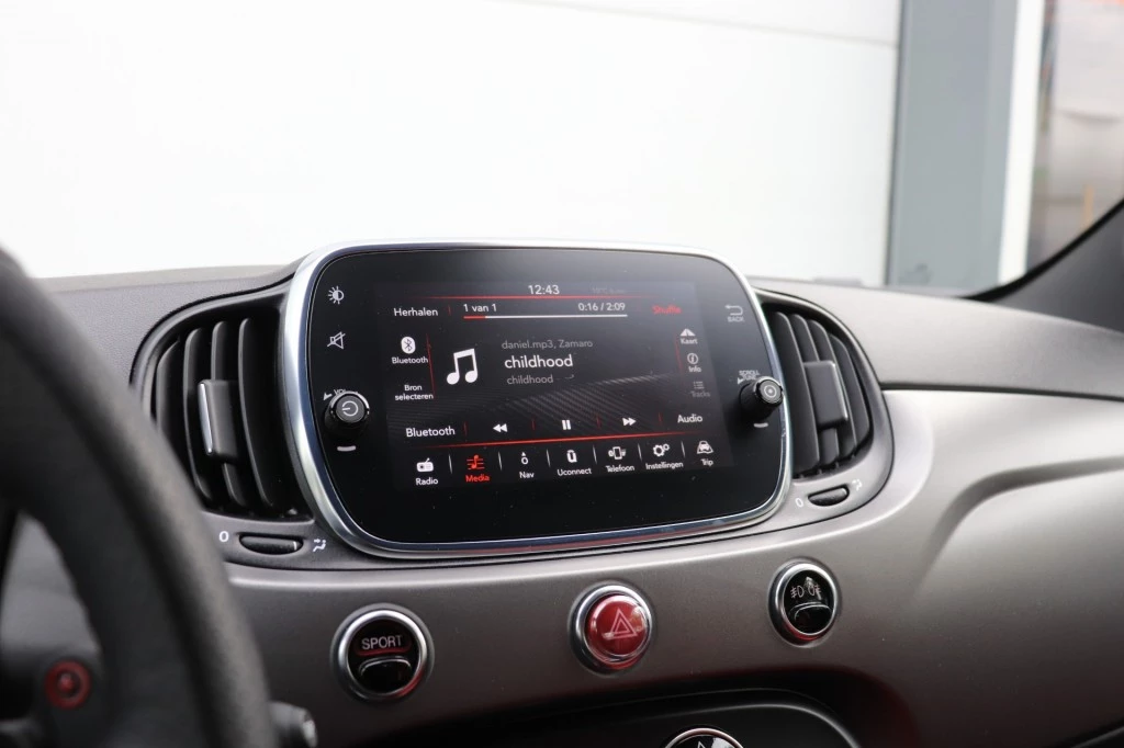 Hoofdafbeelding Fiat 500C