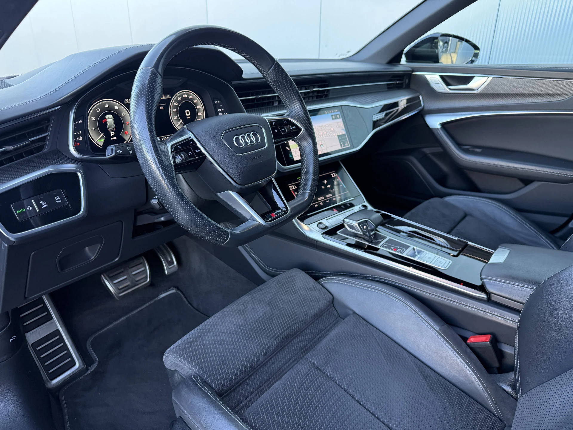 Hoofdafbeelding Audi A6
