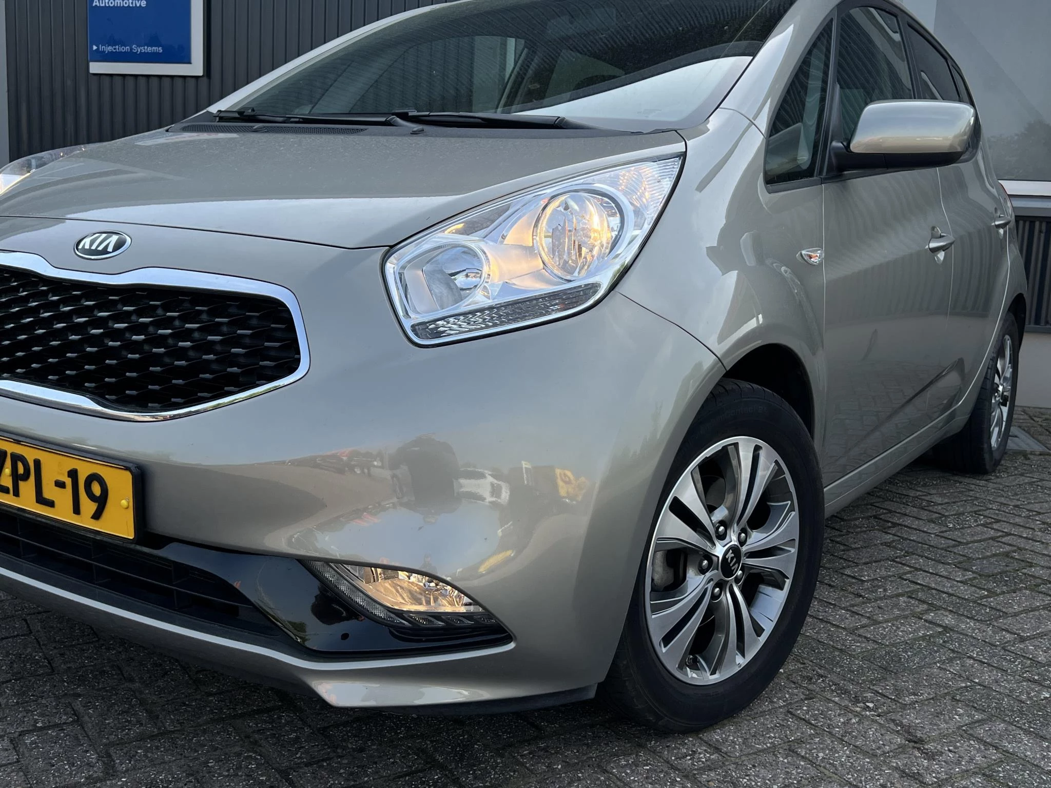 Hoofdafbeelding Kia Venga