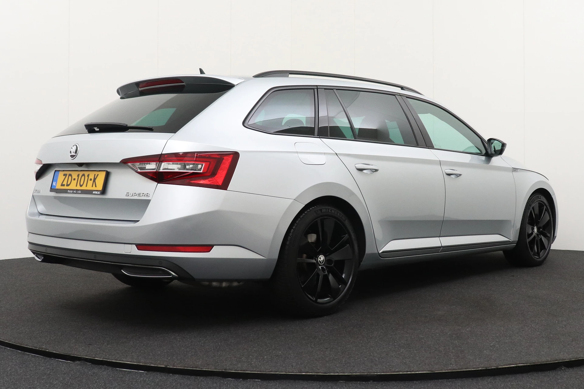 Hoofdafbeelding Škoda Superb