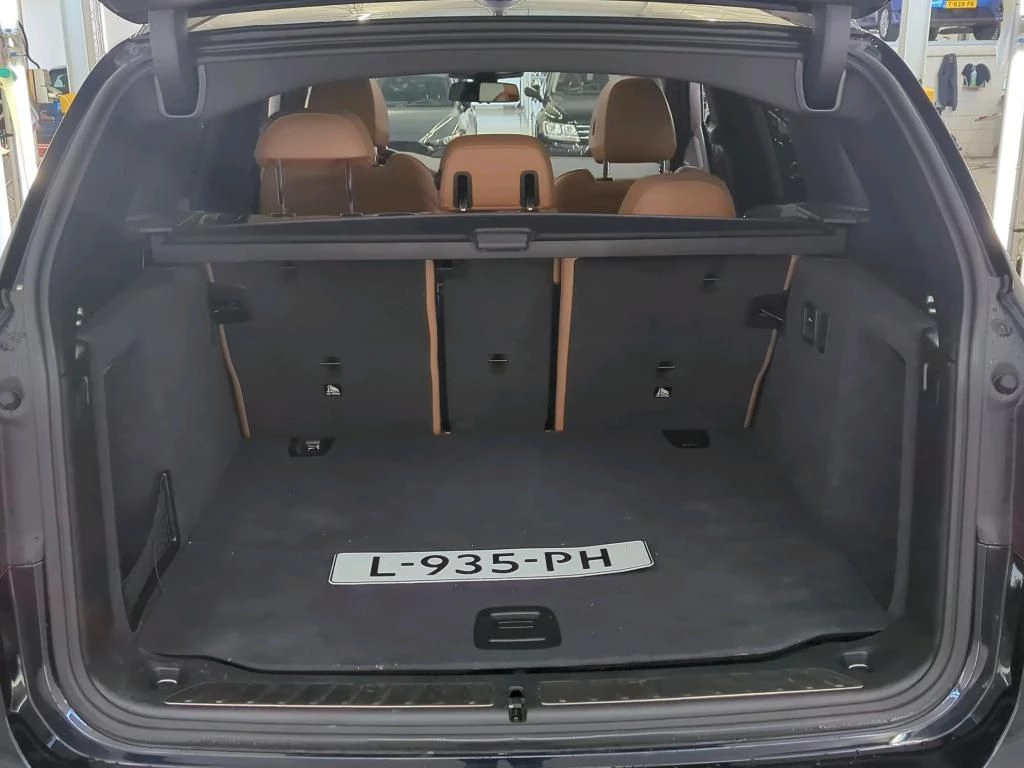 Hoofdafbeelding BMW iX3