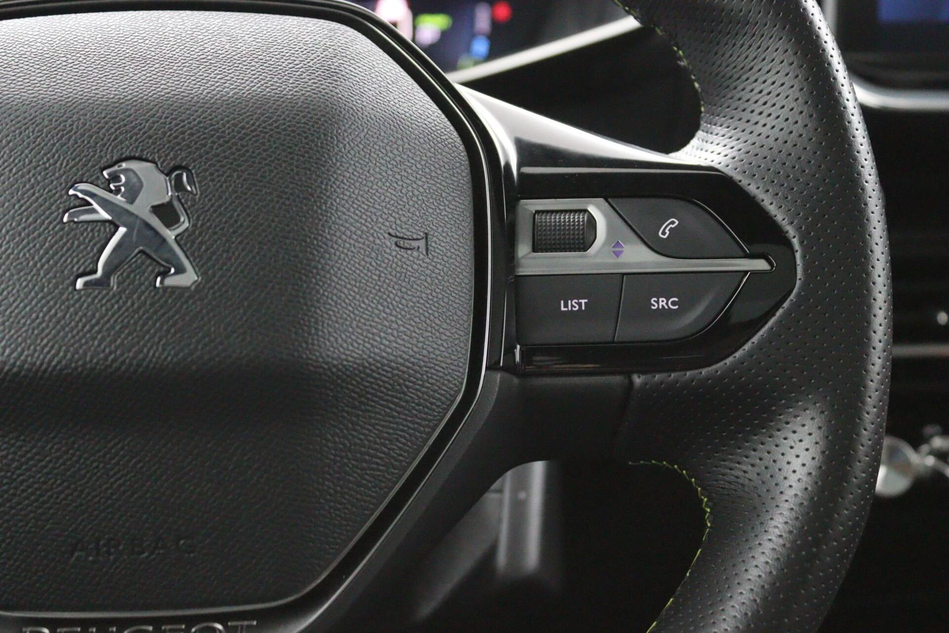 Hoofdafbeelding Peugeot e-208