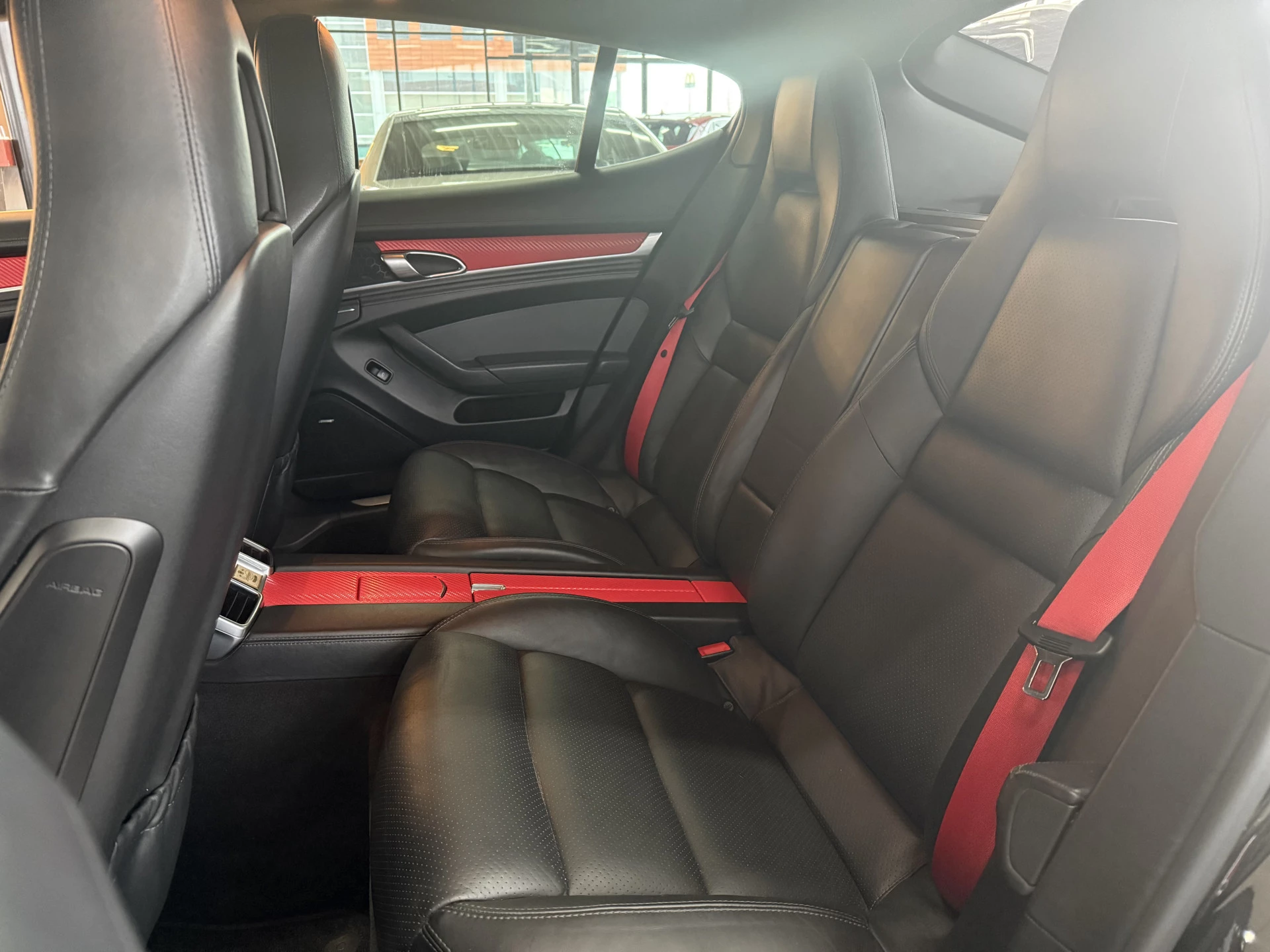 Hoofdafbeelding Porsche Panamera