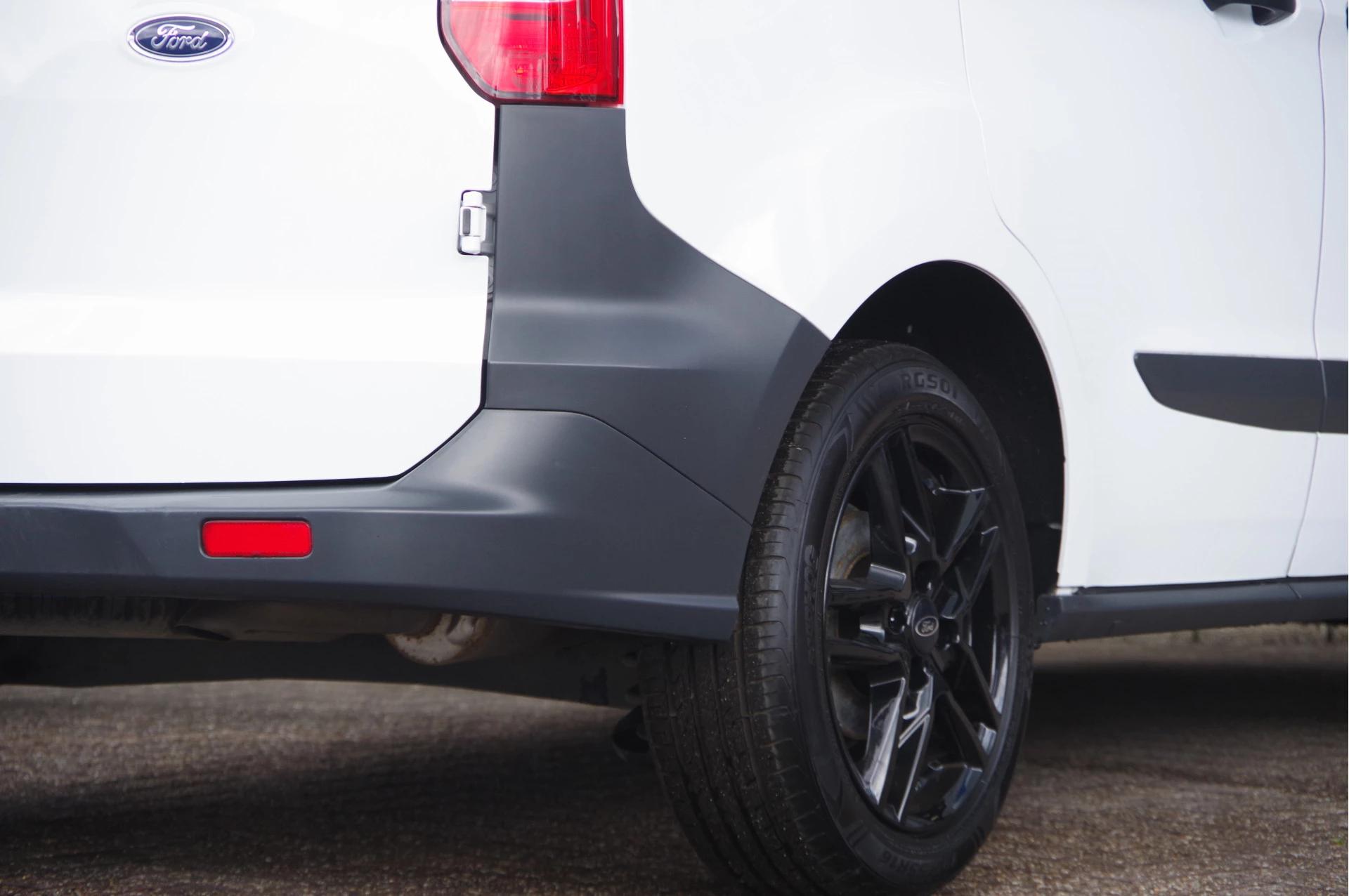 Hoofdafbeelding Ford Transit Courier