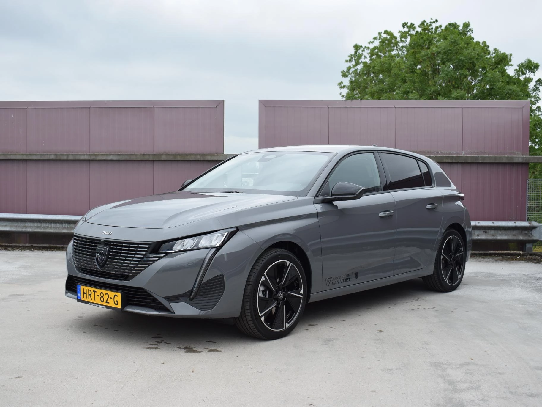 Hoofdafbeelding Peugeot e-308