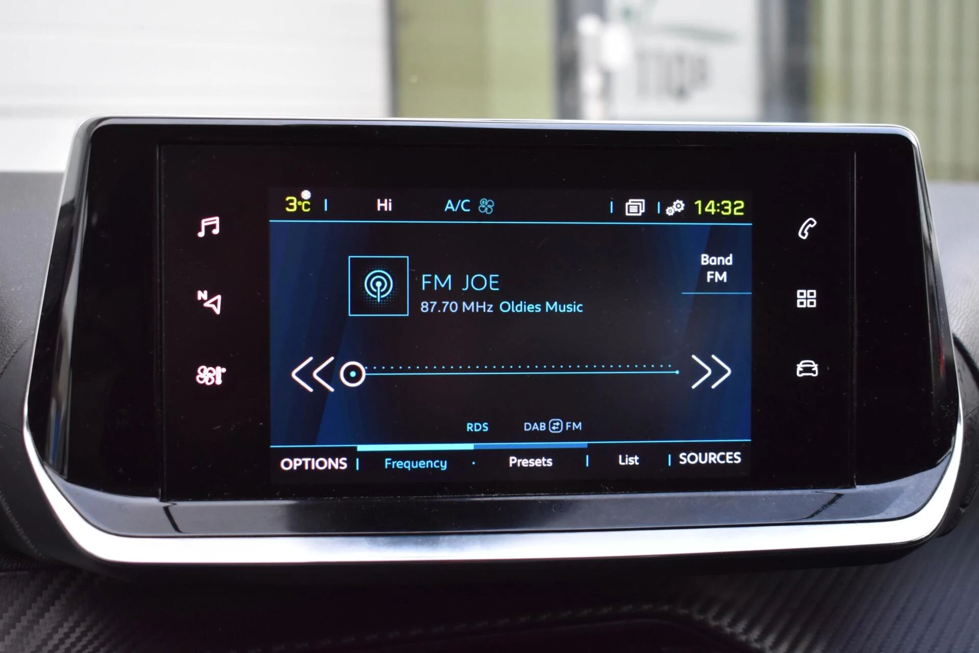 Hoofdafbeelding Peugeot e-208