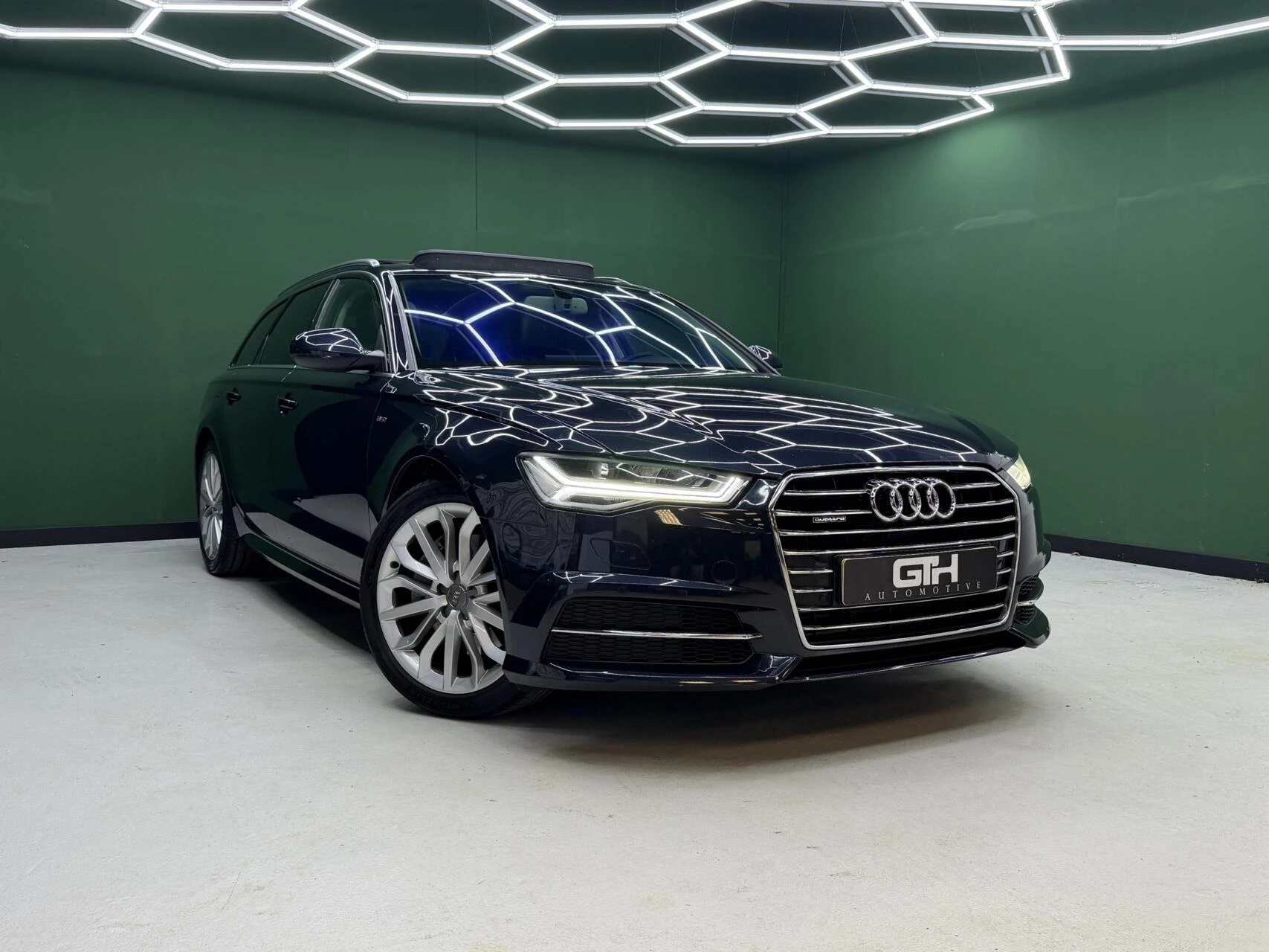 Hoofdafbeelding Audi A6