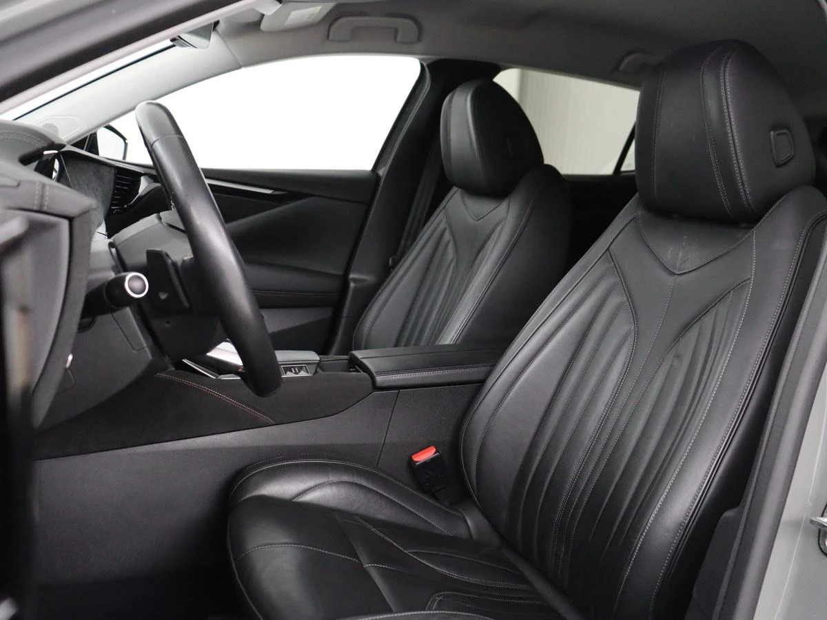 Hoofdafbeelding DS DS 4