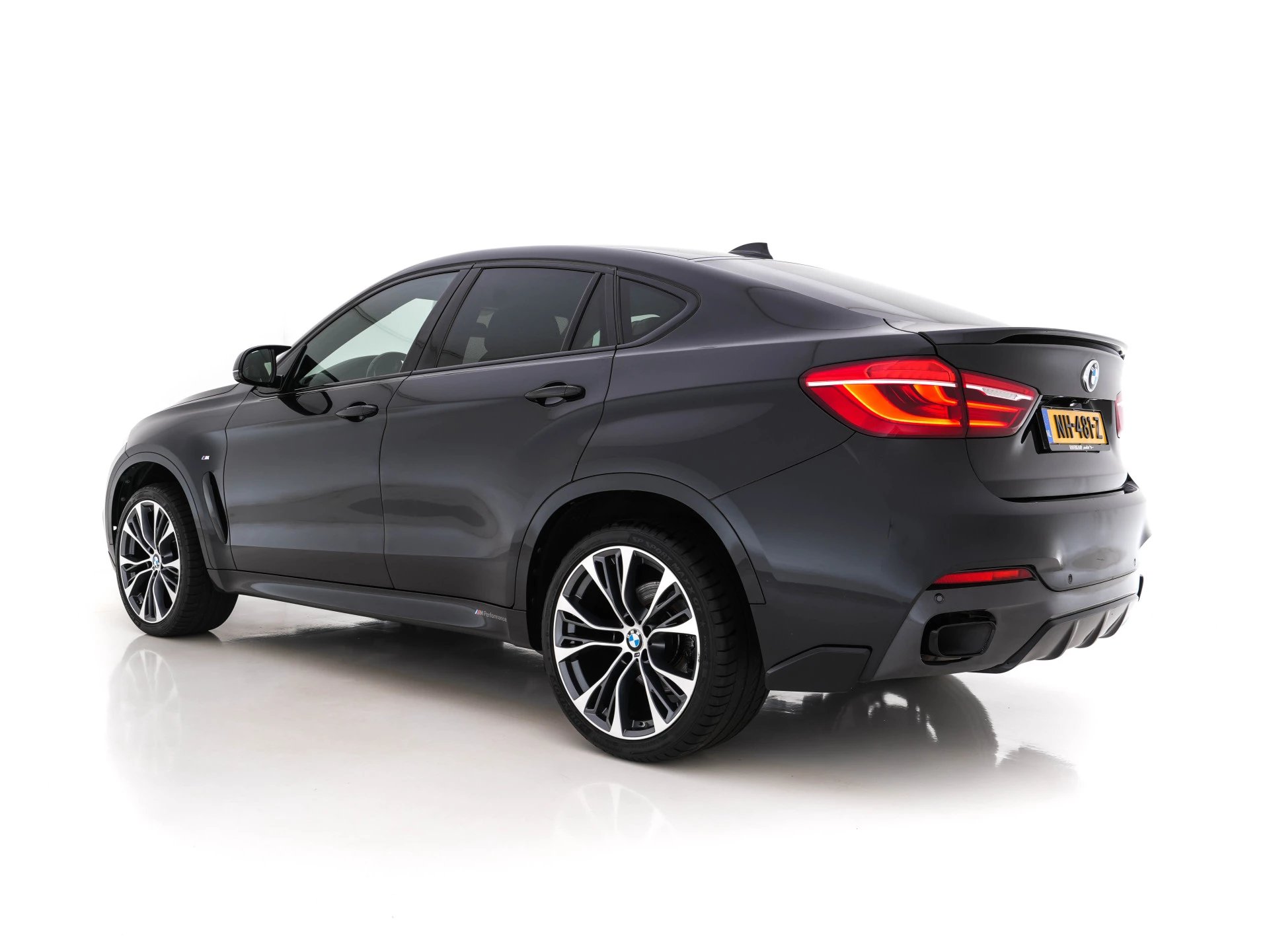 Hoofdafbeelding BMW X6