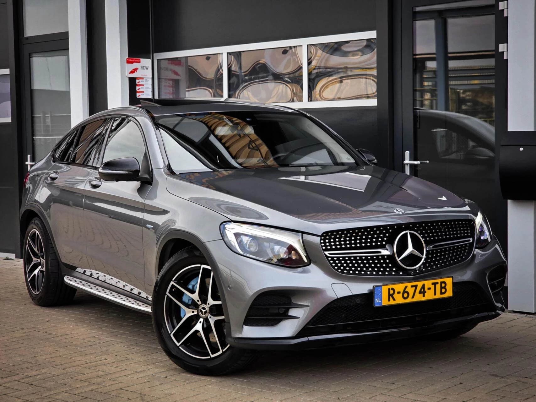 Hoofdafbeelding Mercedes-Benz GLC