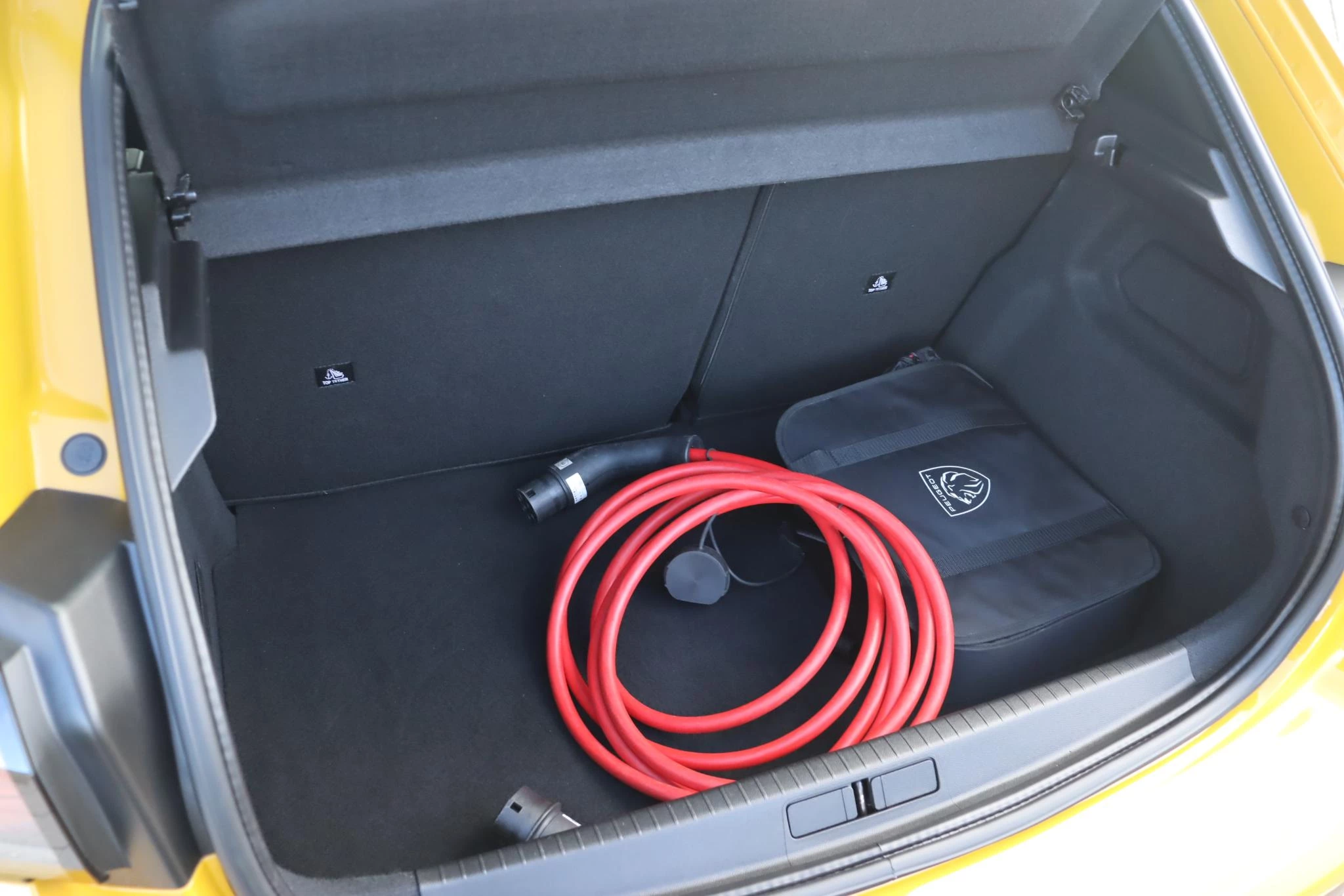 Hoofdafbeelding Peugeot e-208