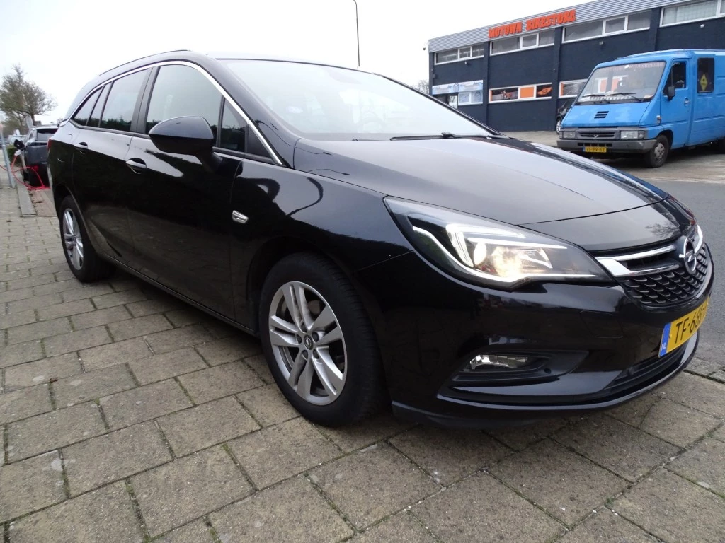 Hoofdafbeelding Opel Astra