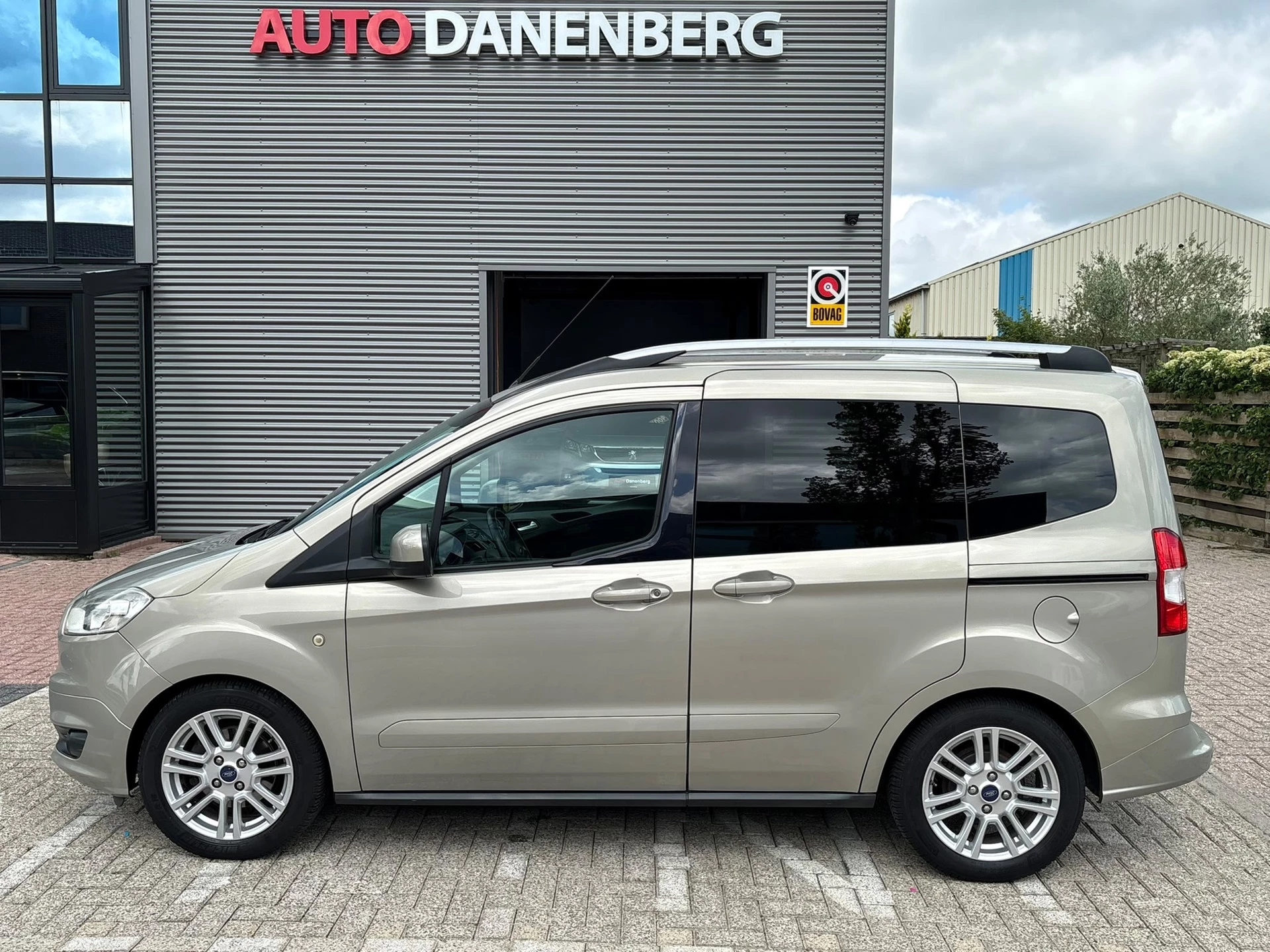 Hoofdafbeelding Ford Tourneo Courier