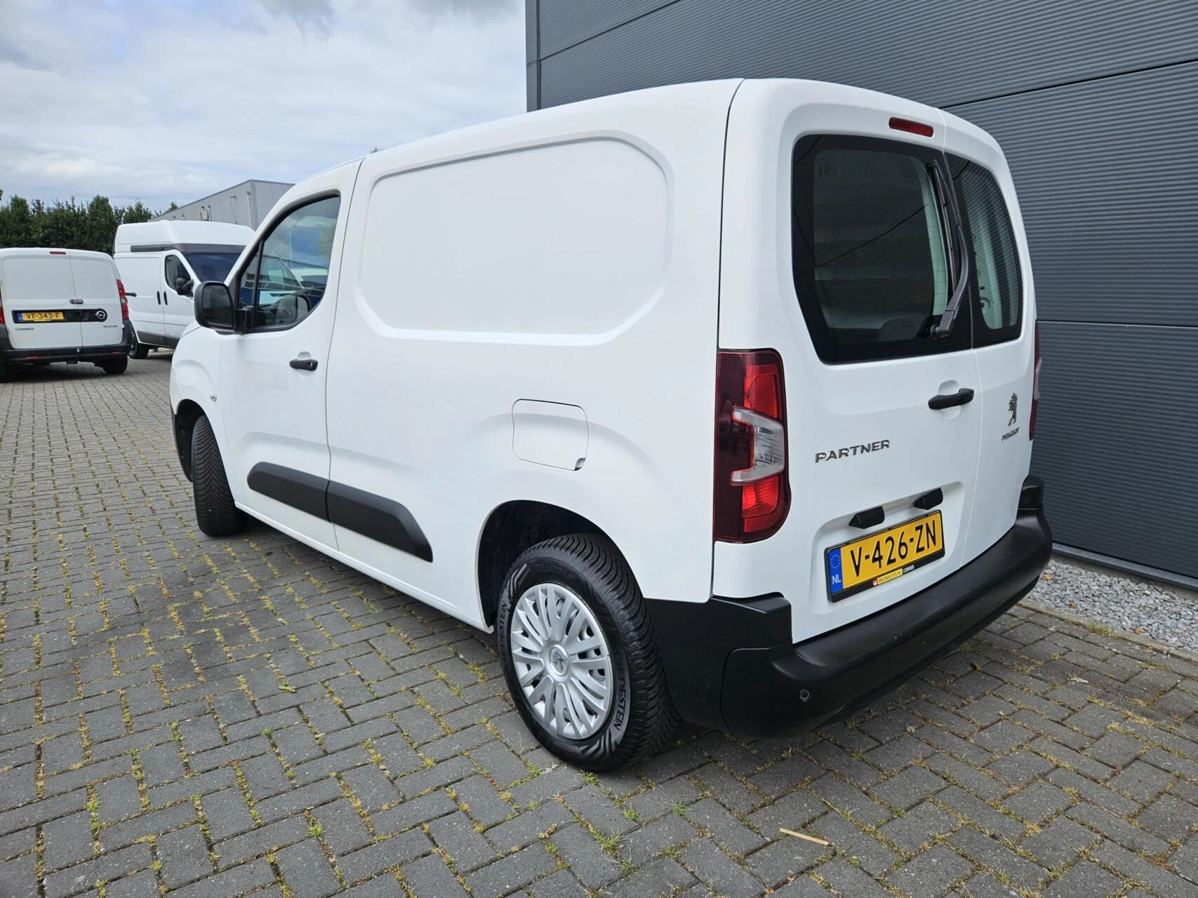 Hoofdafbeelding Peugeot Partner