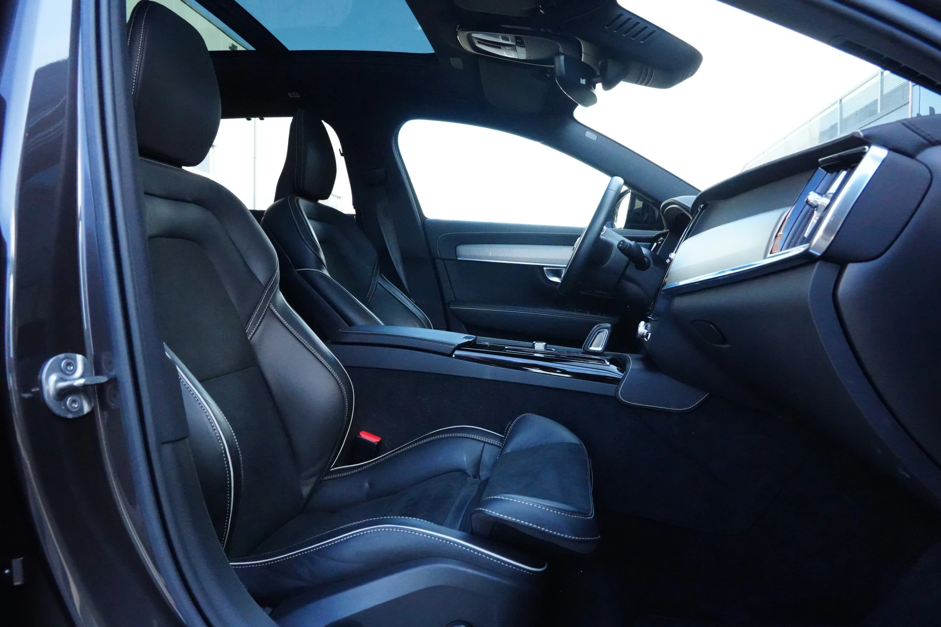 Hoofdafbeelding Volvo V90