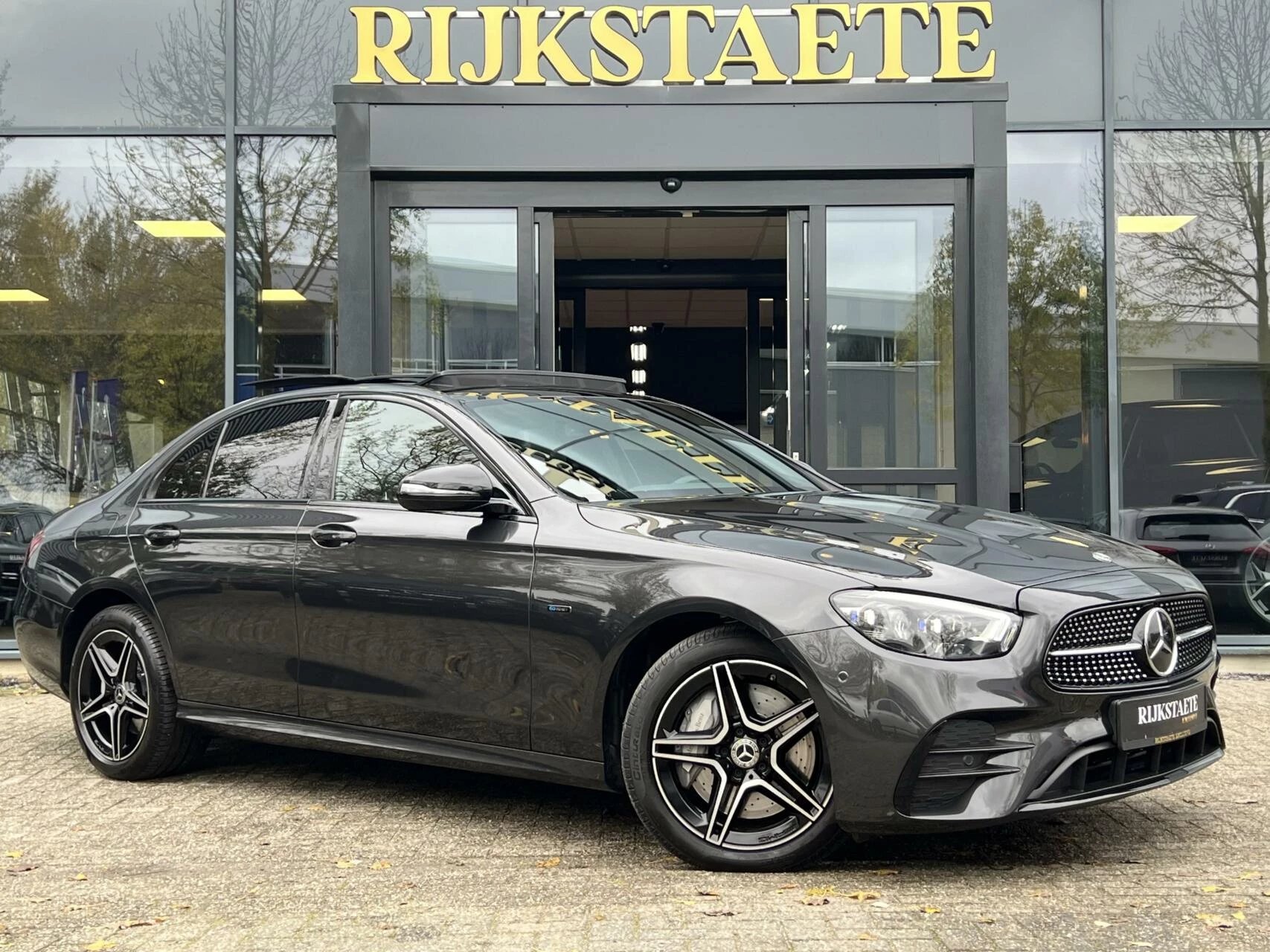 Hoofdafbeelding Mercedes-Benz E-Klasse