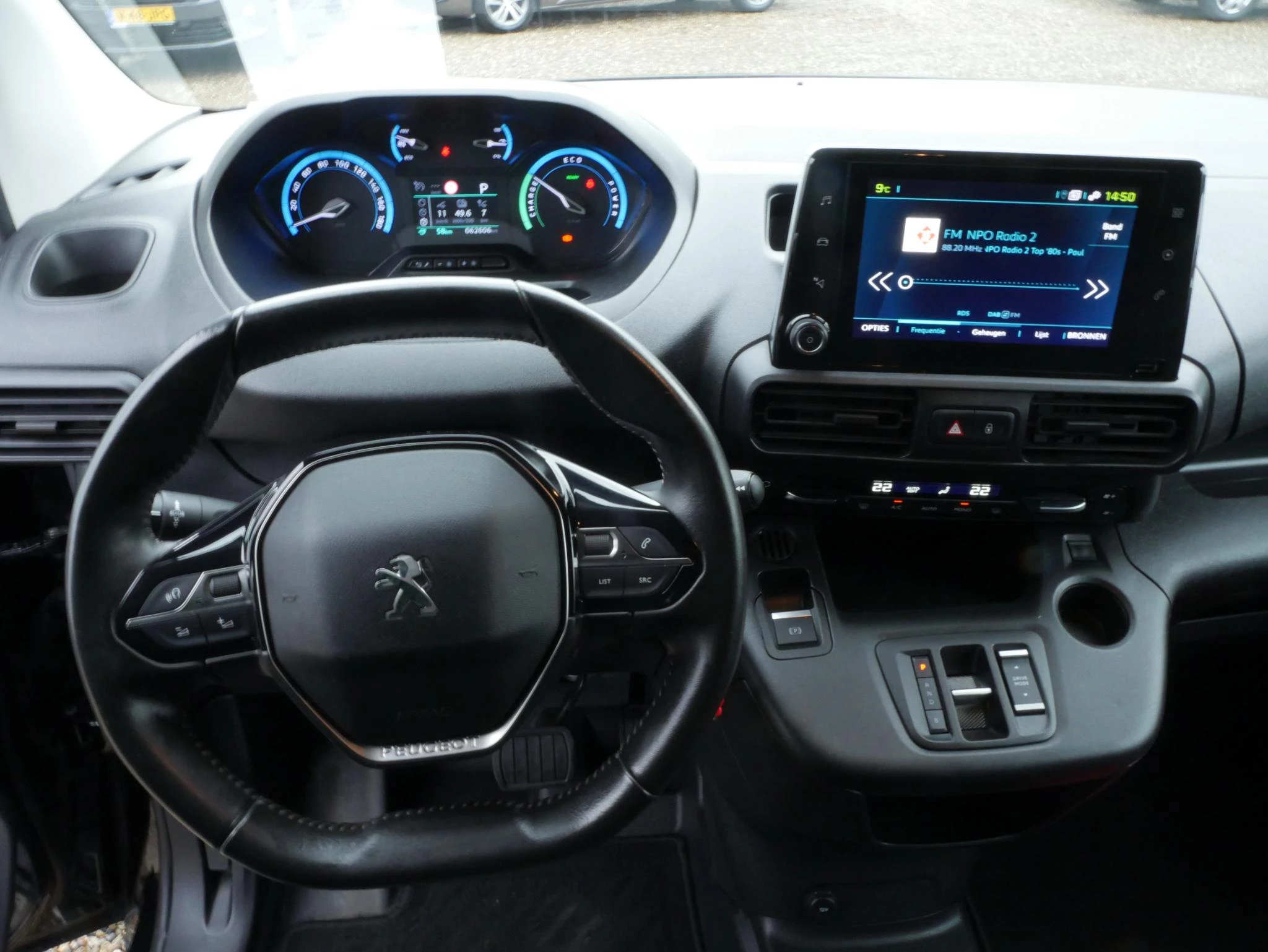 Hoofdafbeelding Peugeot e-Partner