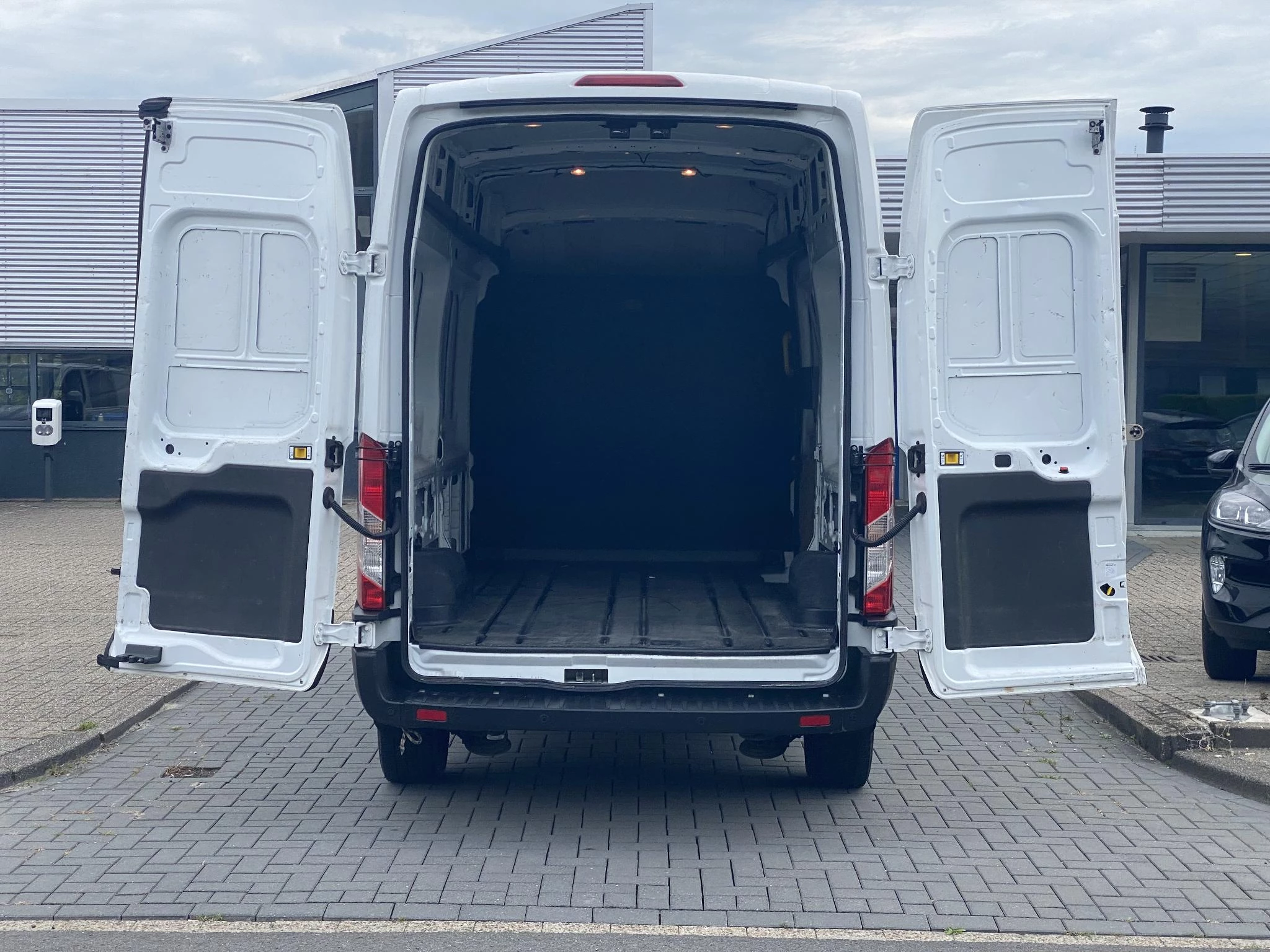 Hoofdafbeelding Ford E-Transit