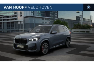BMW X1 xDrive30e M Sport Automaat / Panoramadak / Trekhaak / Sportstoelen / Adaptieve LED / M Adaptief onderstel / Parking Assistant Plus / Head-Up / Comfort Access