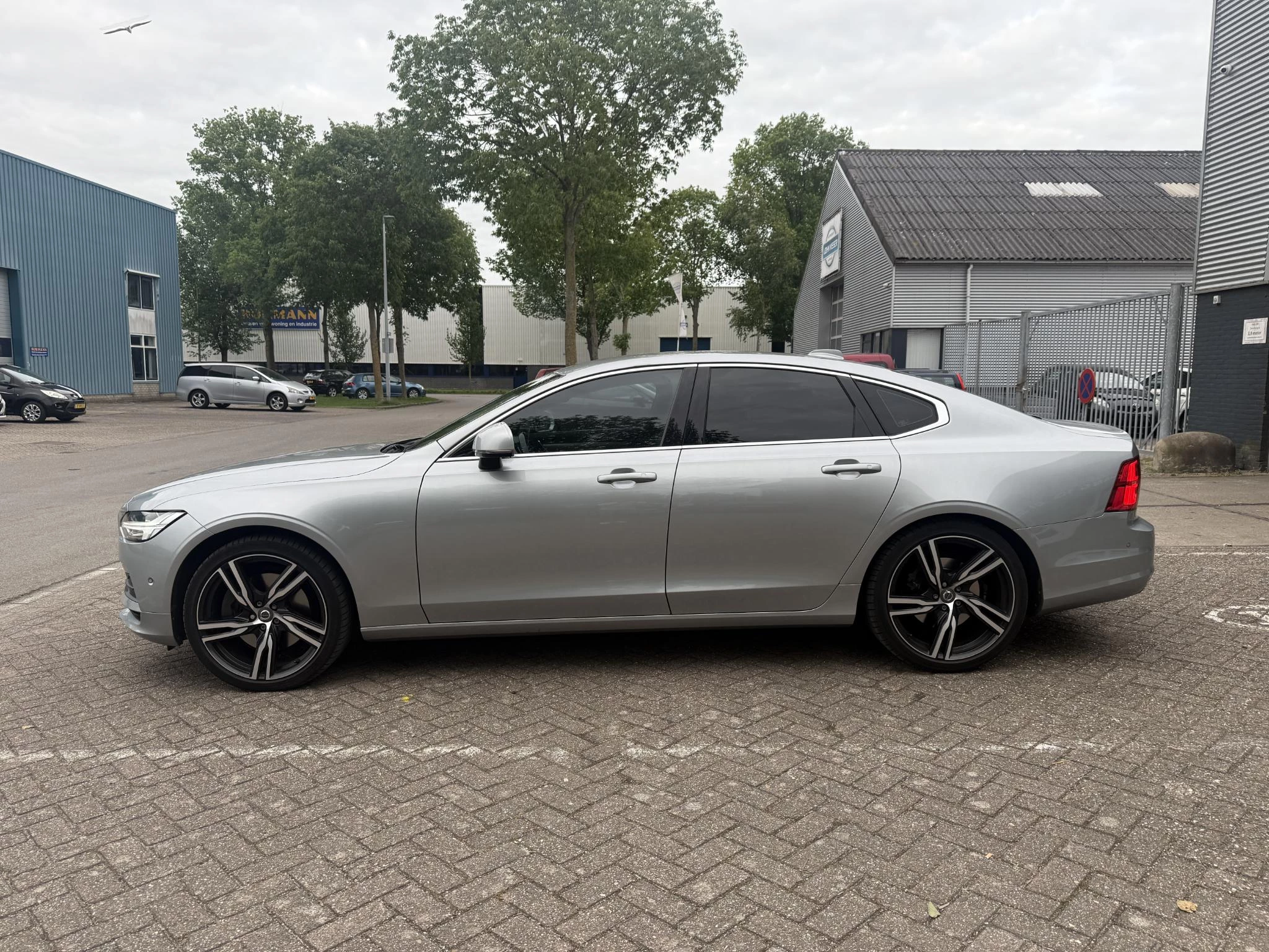 Hoofdafbeelding Volvo S90