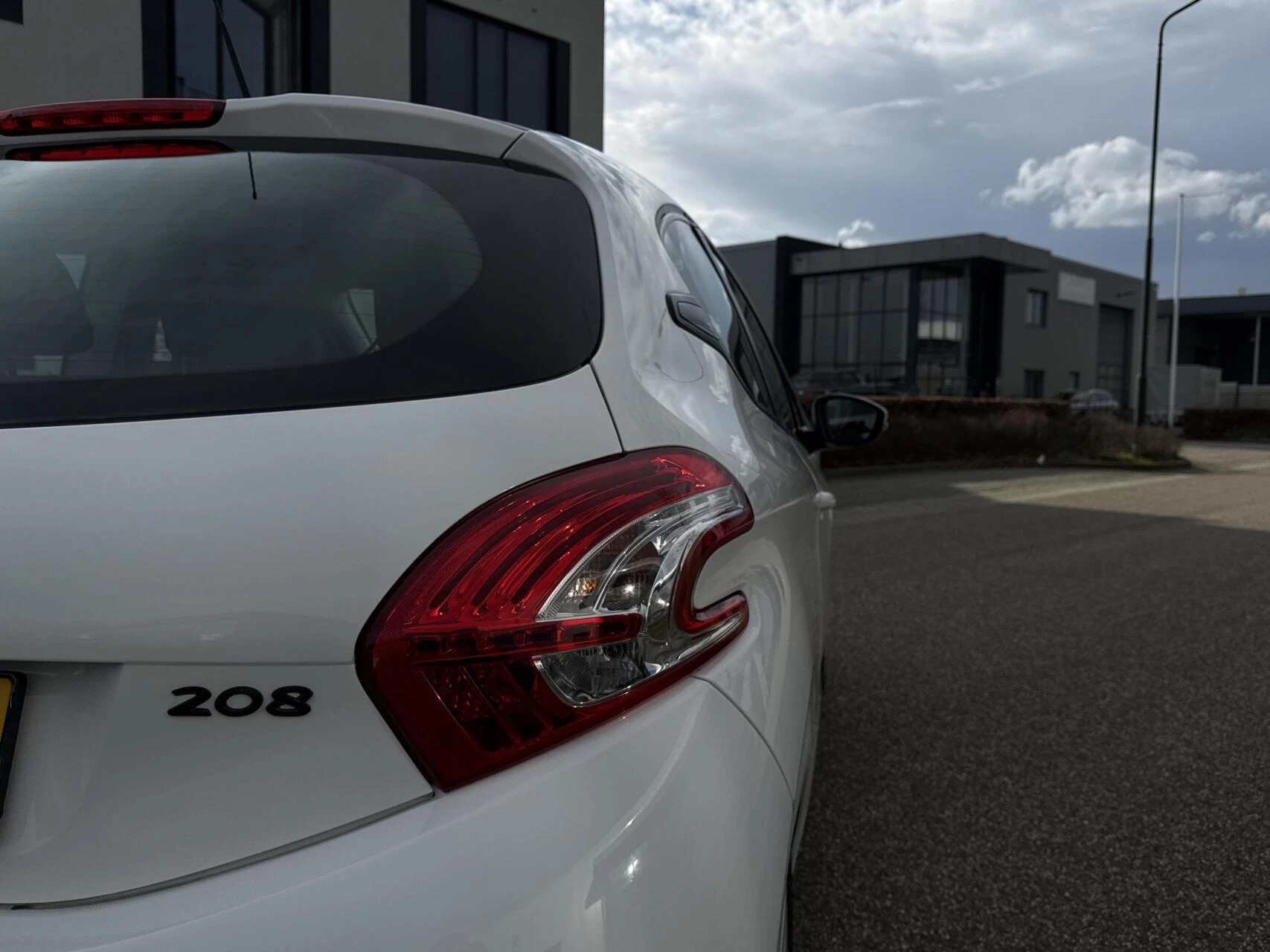 Hoofdafbeelding Peugeot 208